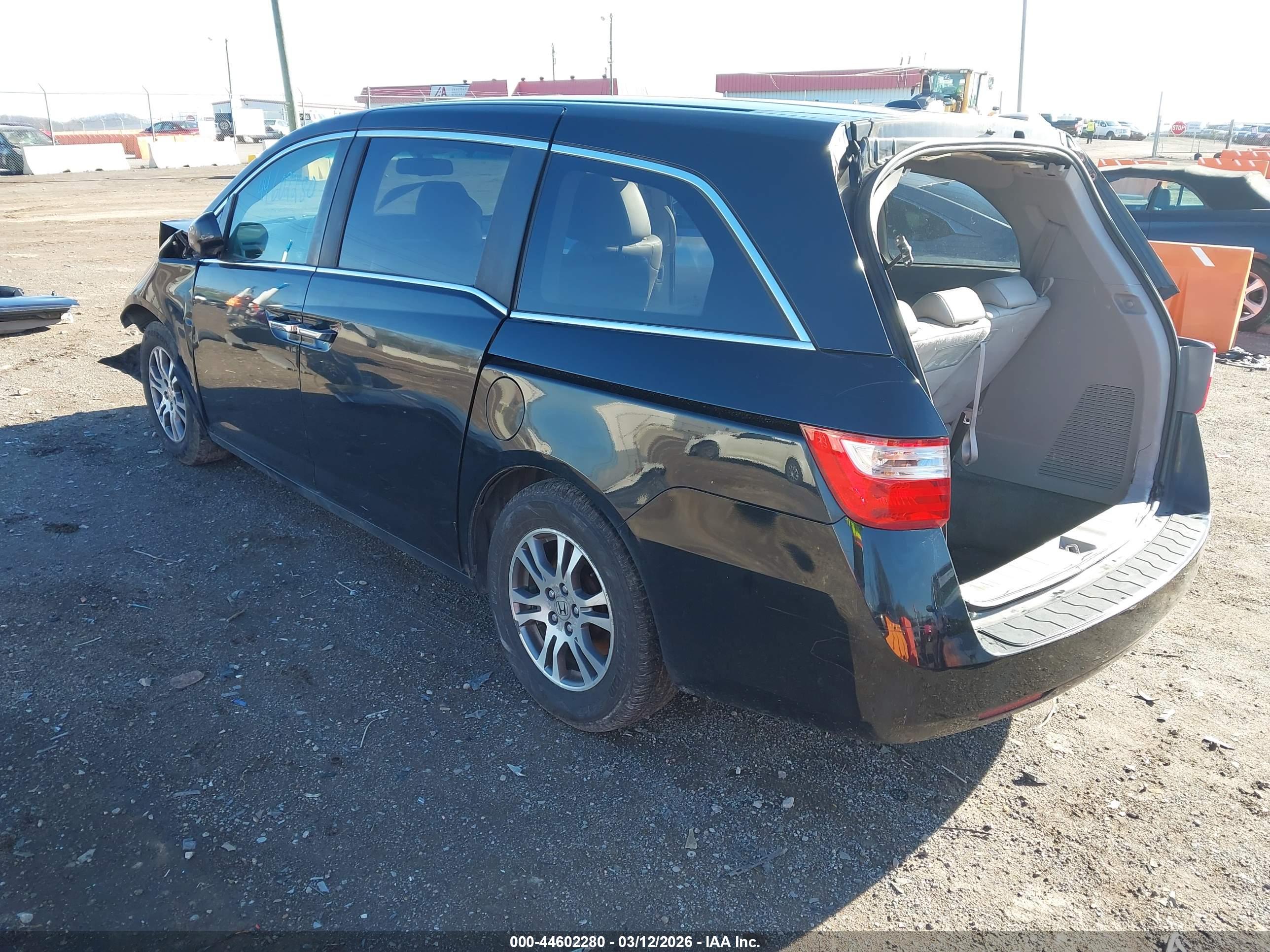 HONDA ODYSSEY image 3