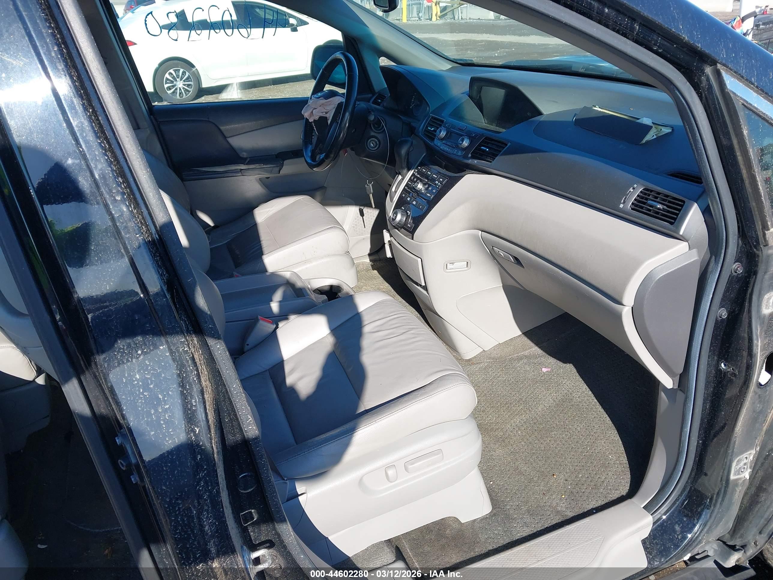 HONDA ODYSSEY image 5
