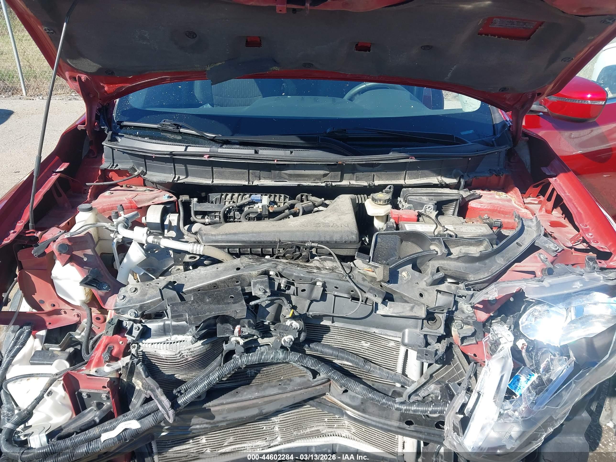 NISSAN ROGUE image 10