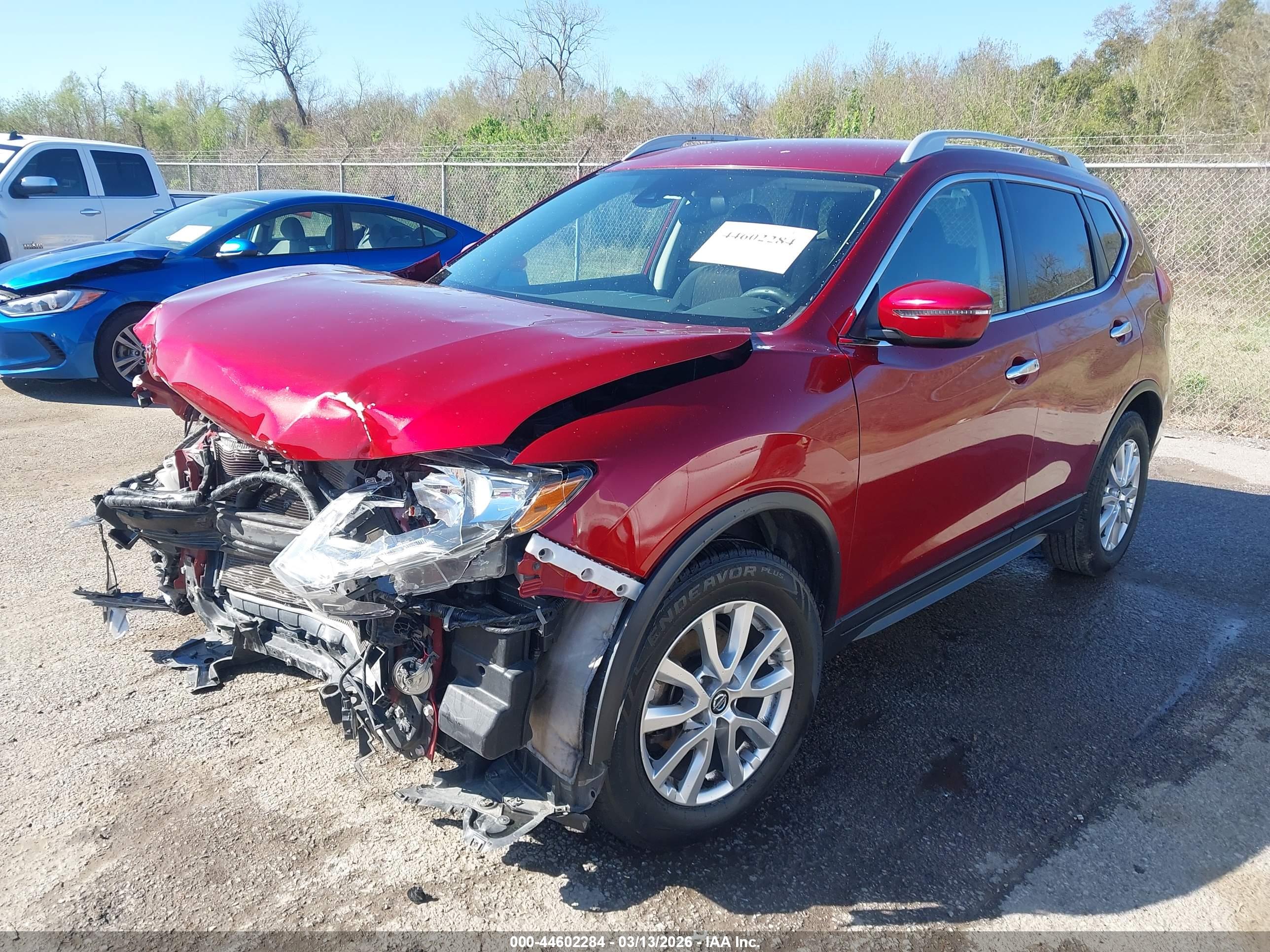 NISSAN ROGUE image 2