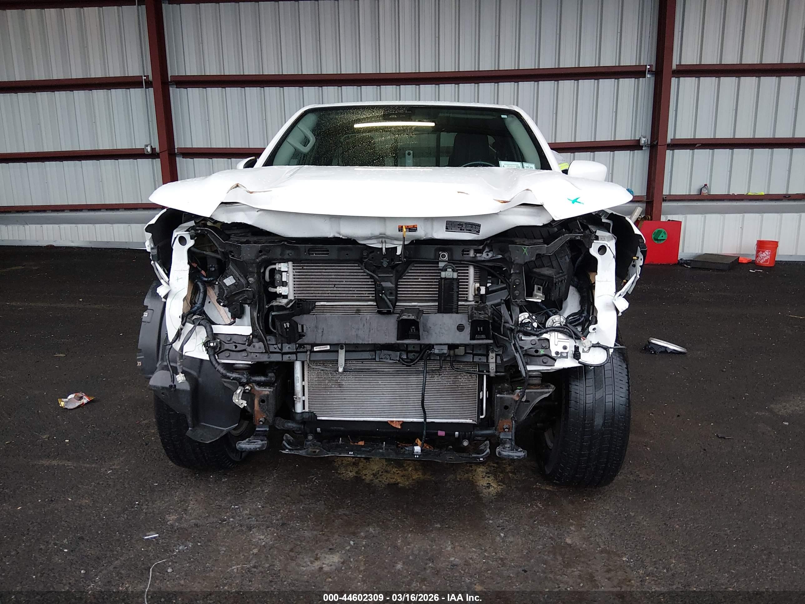 NISSAN FRONTIER image 6