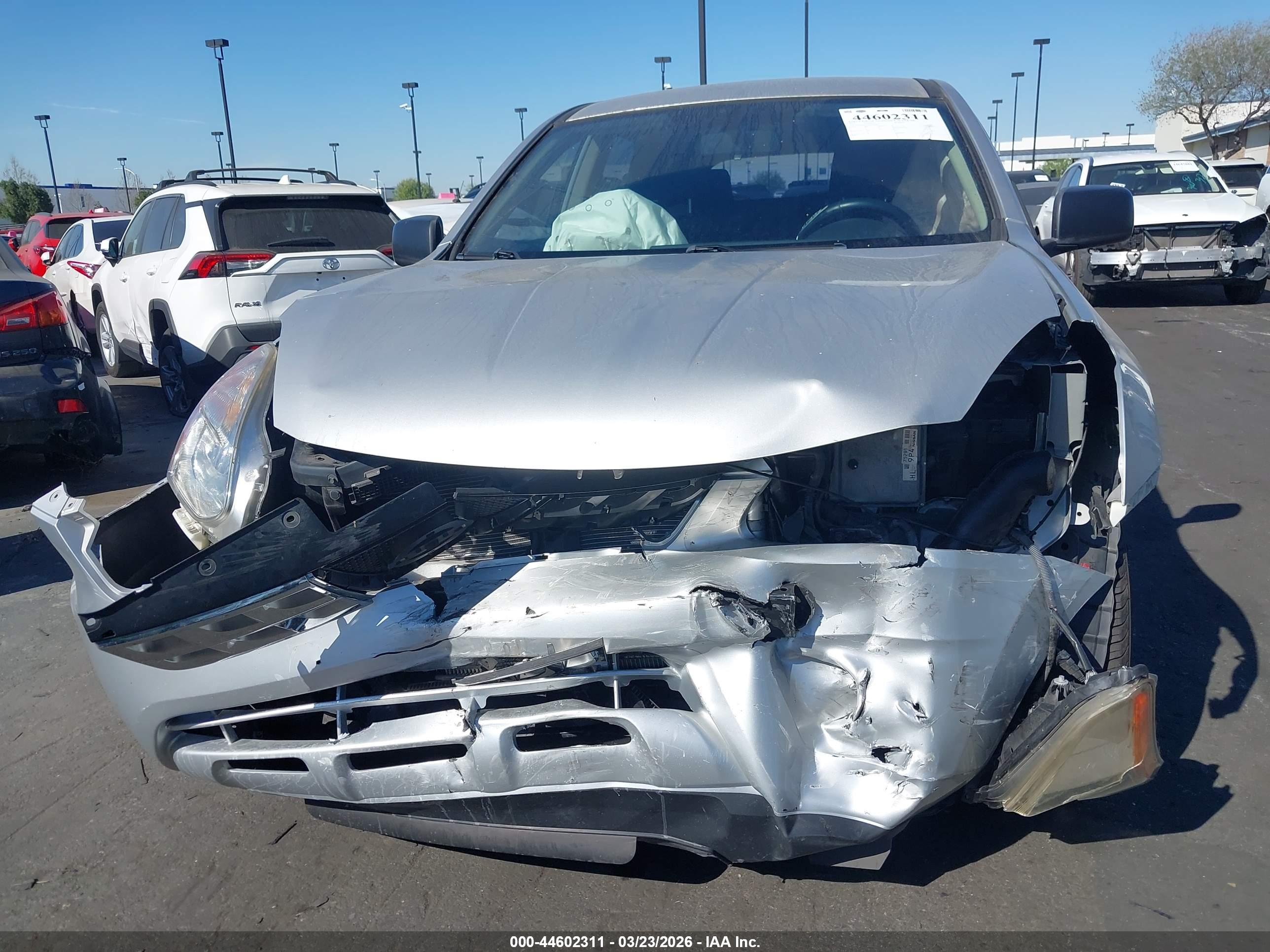 NISSAN ROGUE image 6