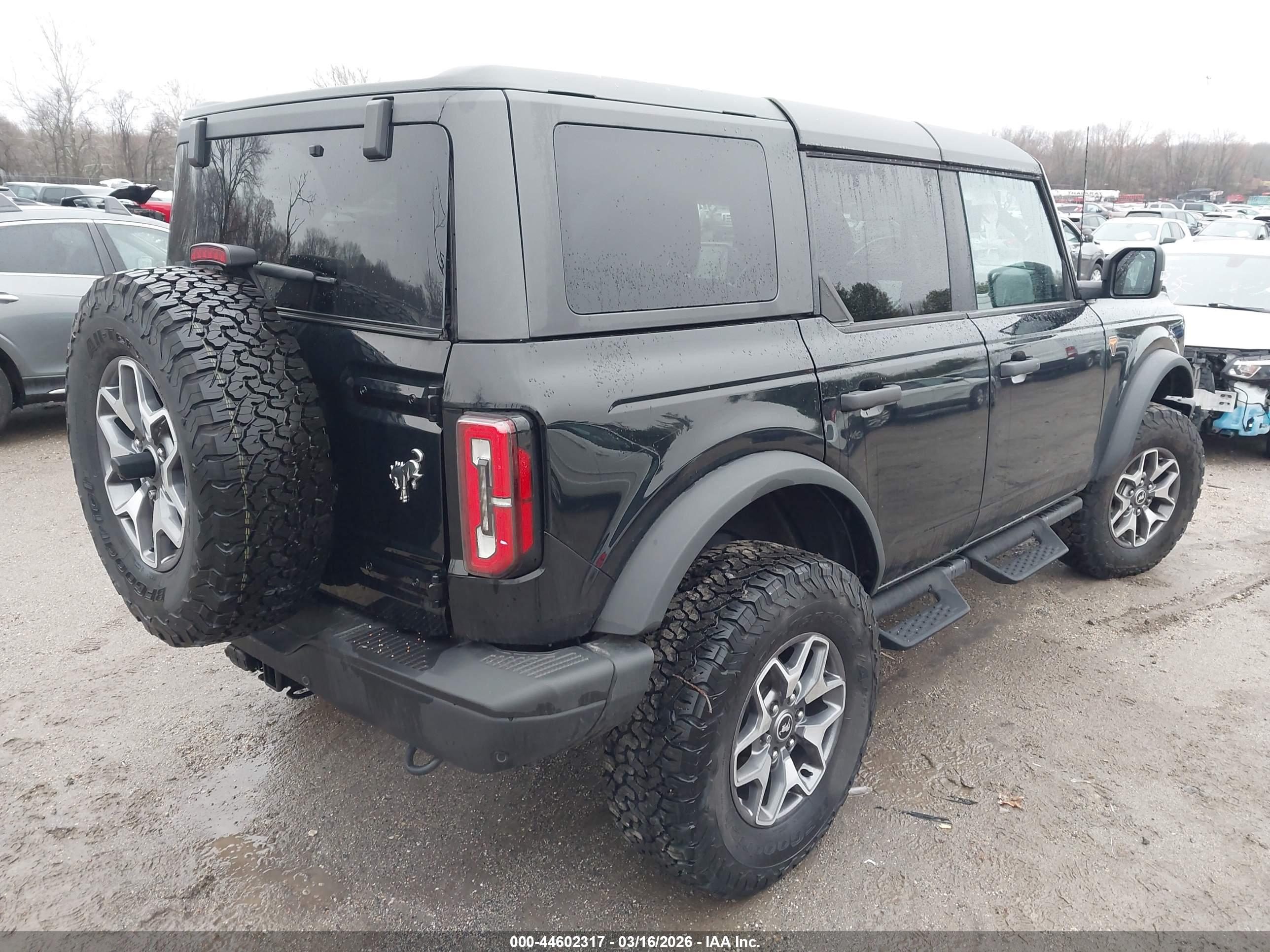 FORD BRONCO image 4