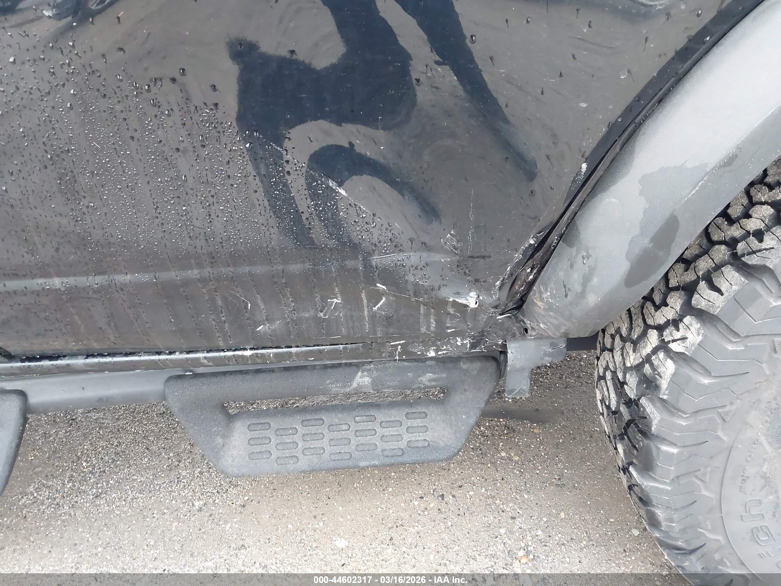 FORD BRONCO image 6