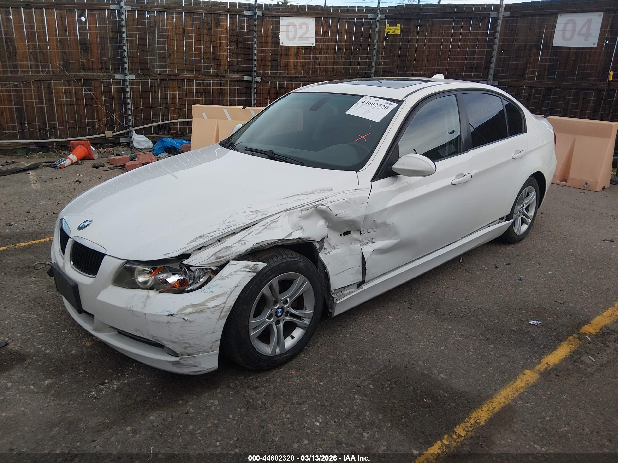 BMW 328I image 2