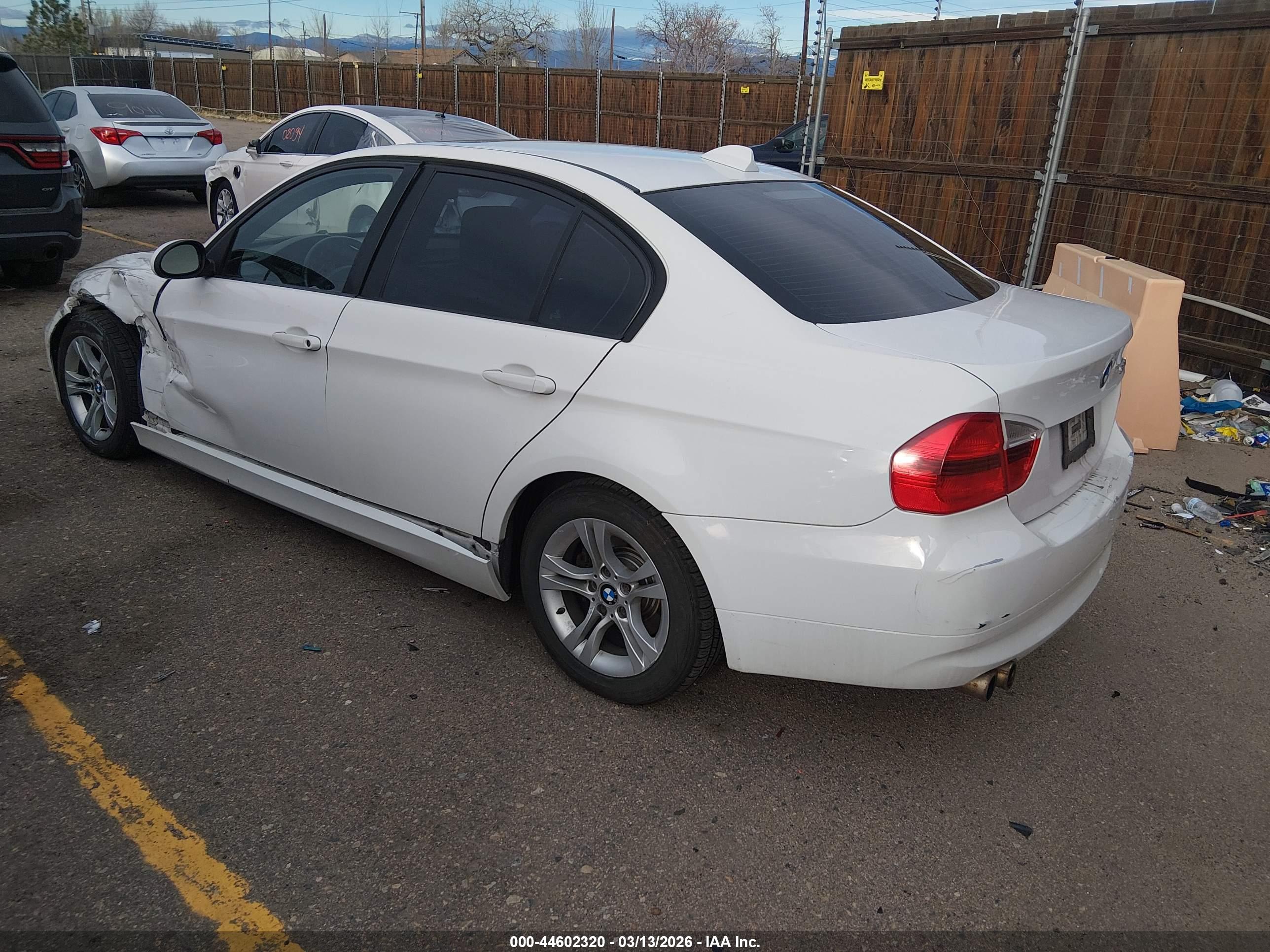 BMW 328I image 3
