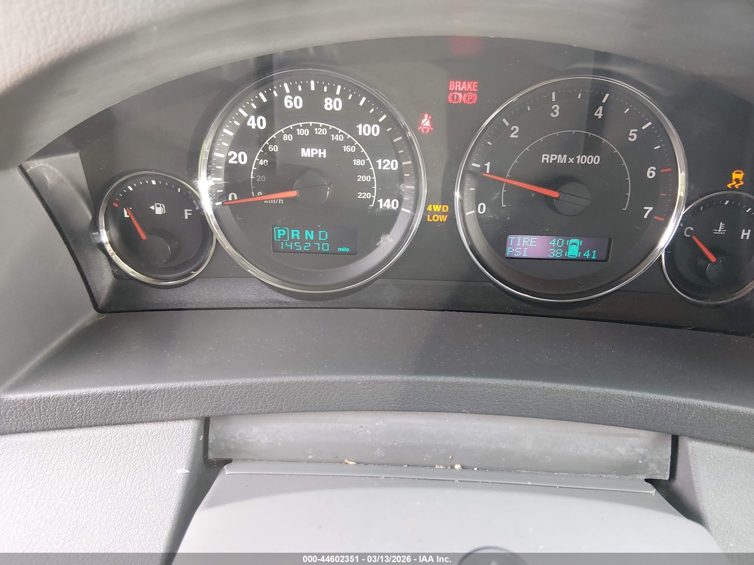 JEEP GRAND image 7
