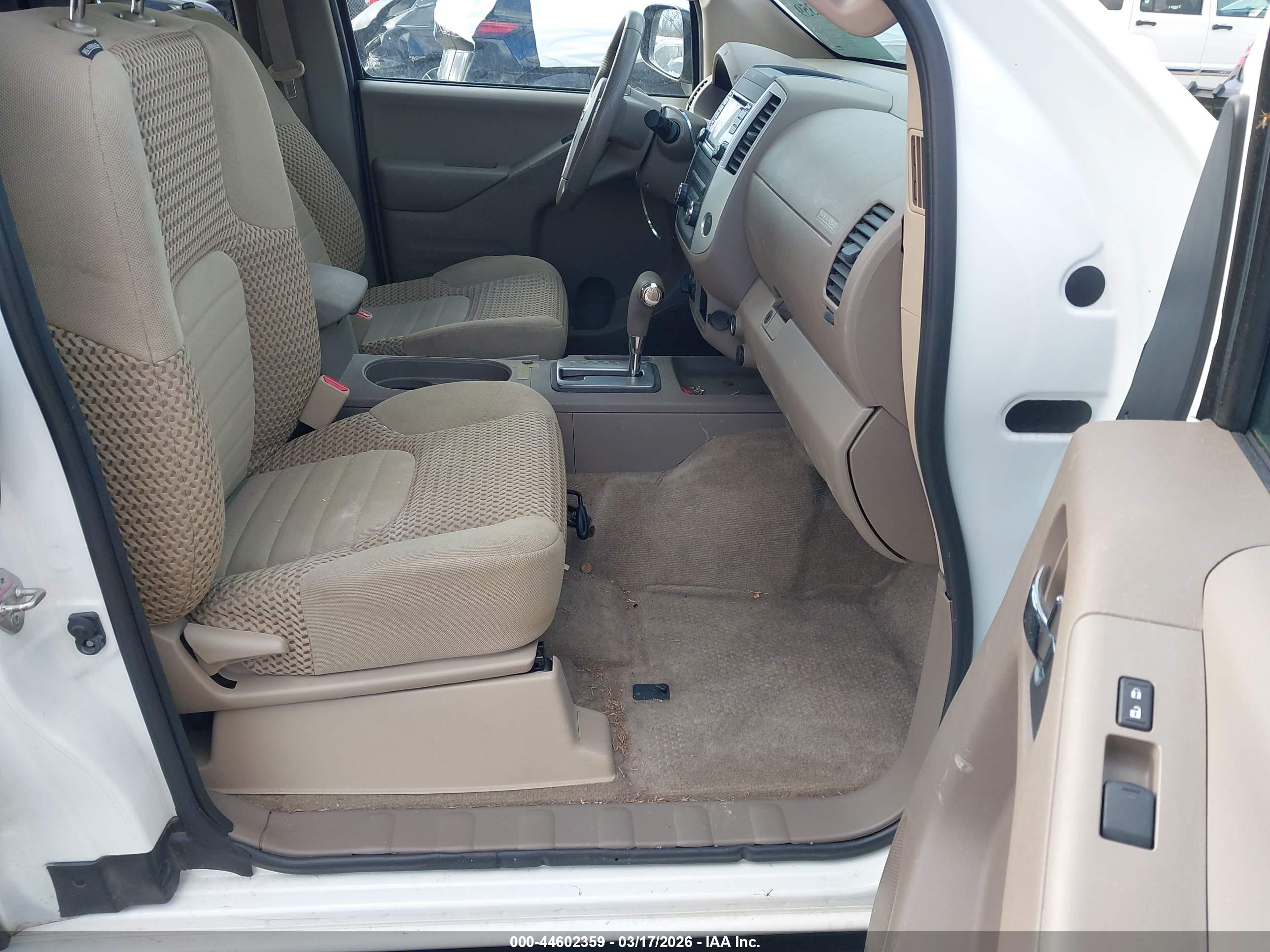 NISSAN FRONTIER image 5