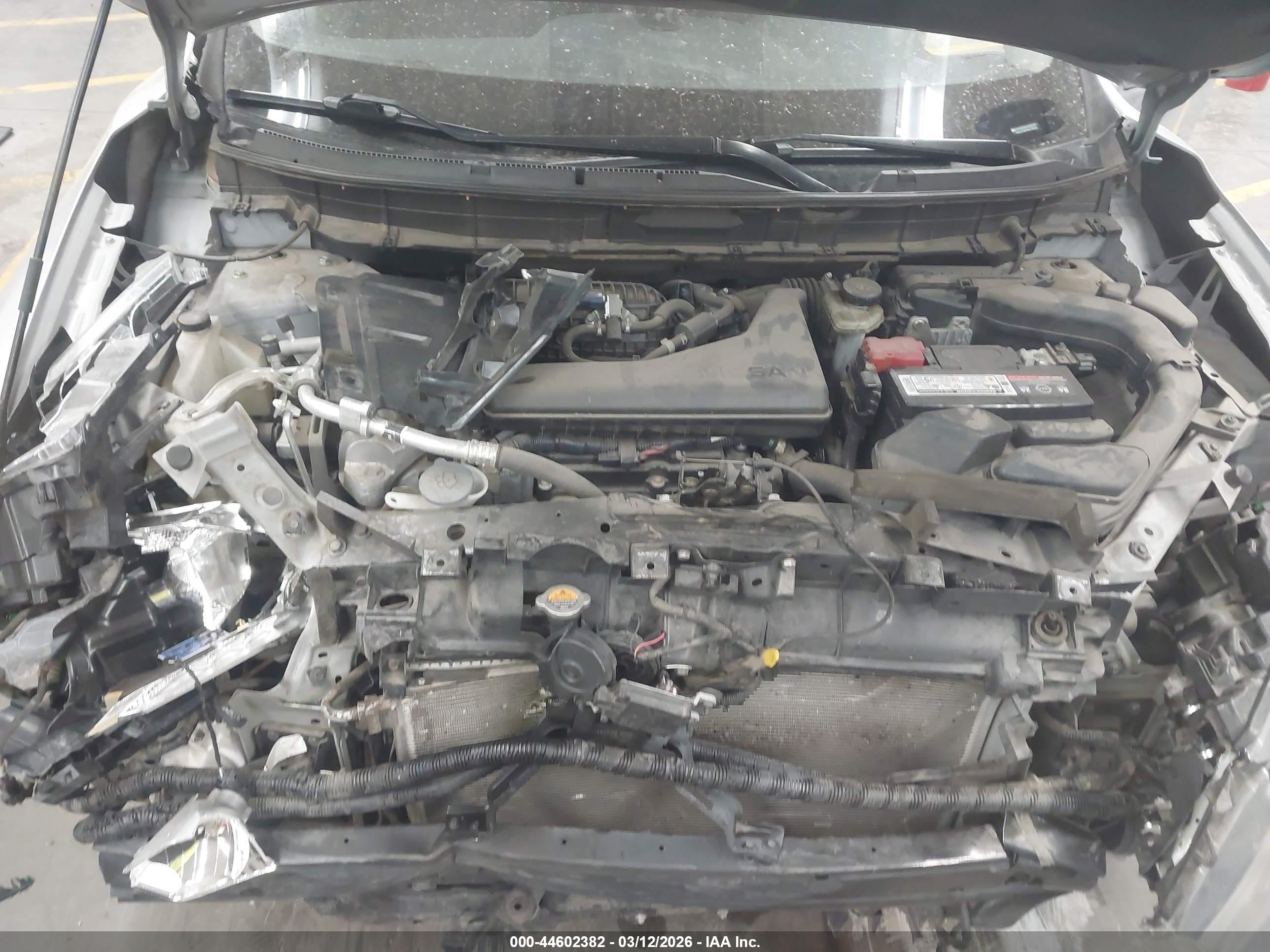 NISSAN ROGUE image 10