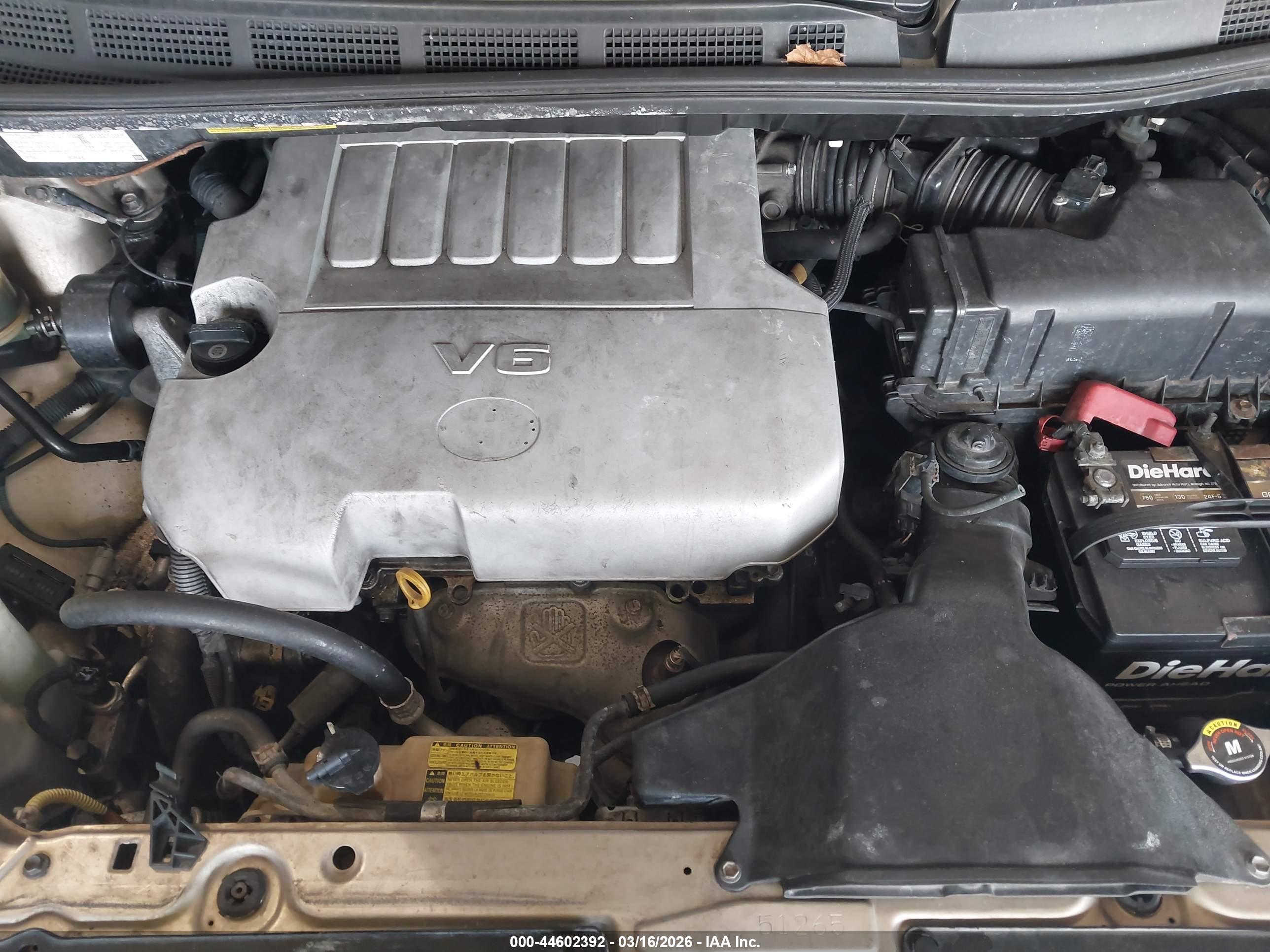 TOYOTA SIENNA image 10