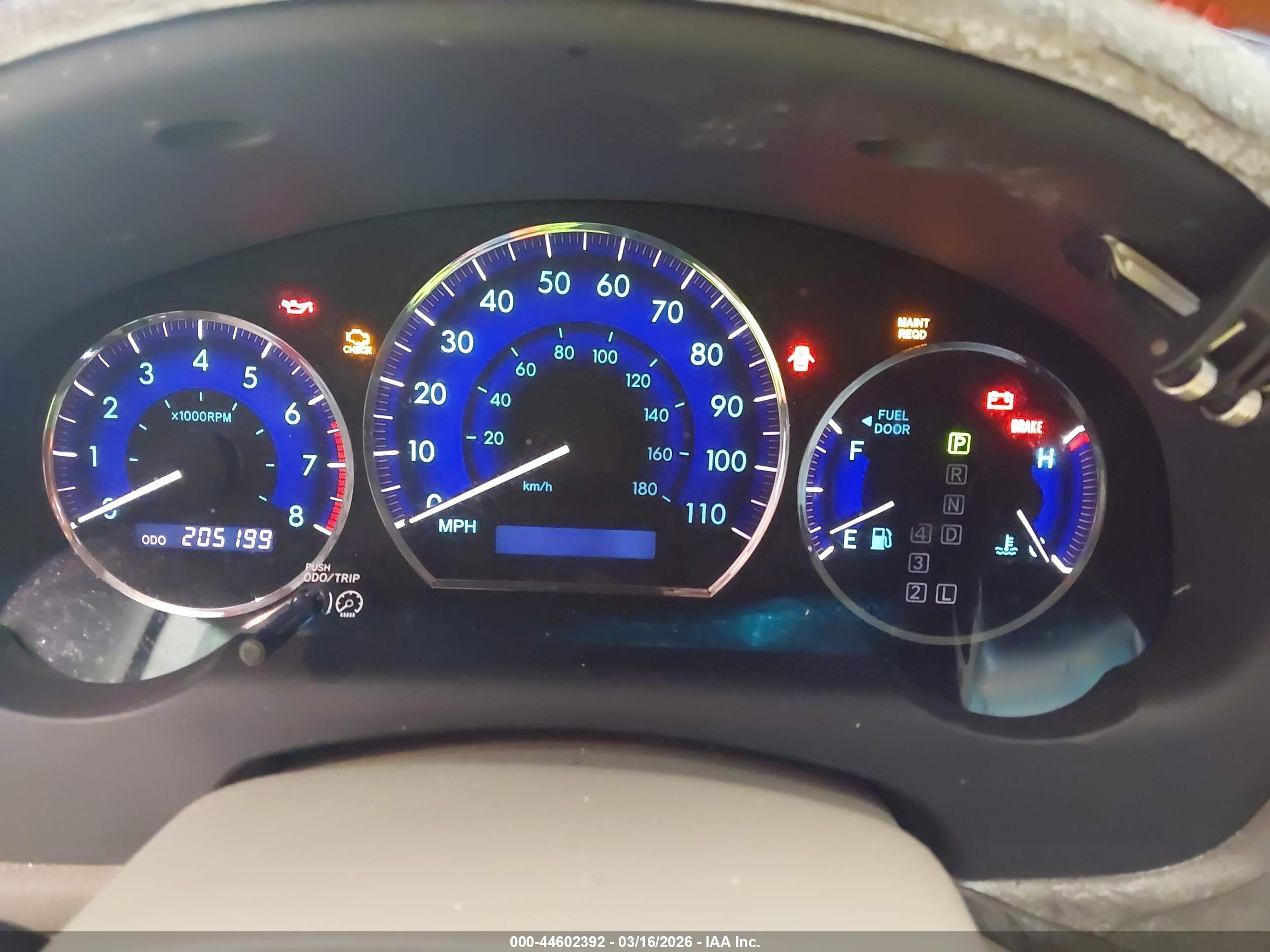 TOYOTA SIENNA image 7