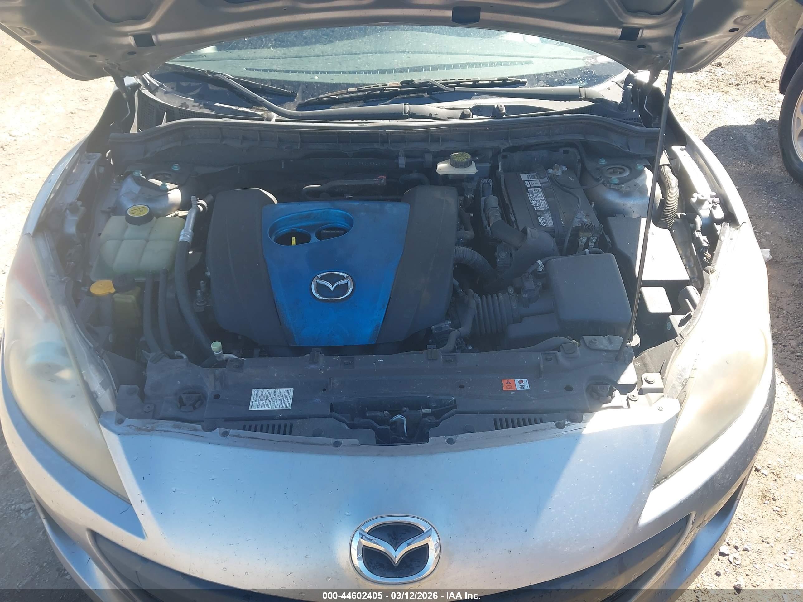 MAZDA MAZDA3 image 10