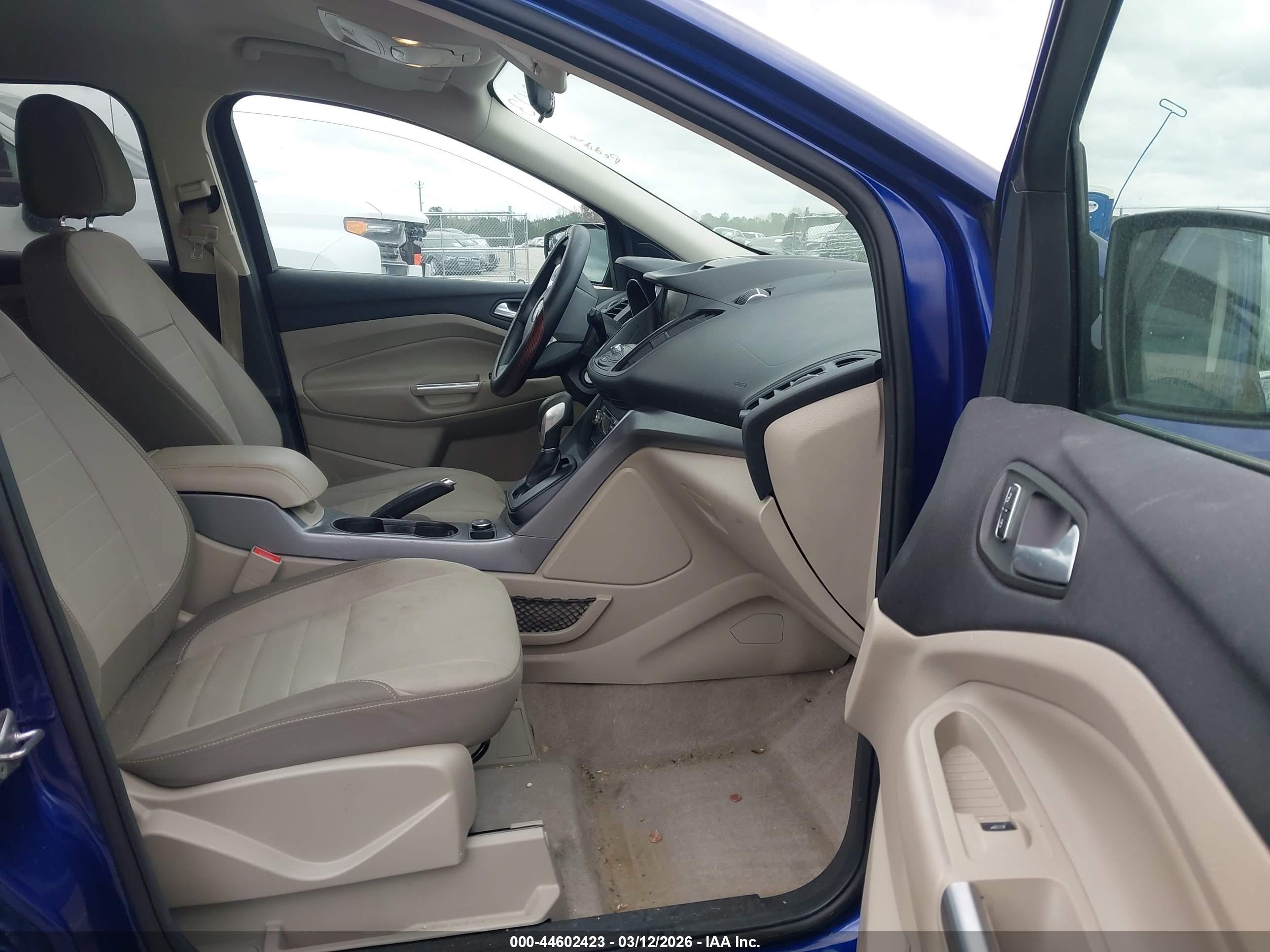 FORD ESCAPE image 5
