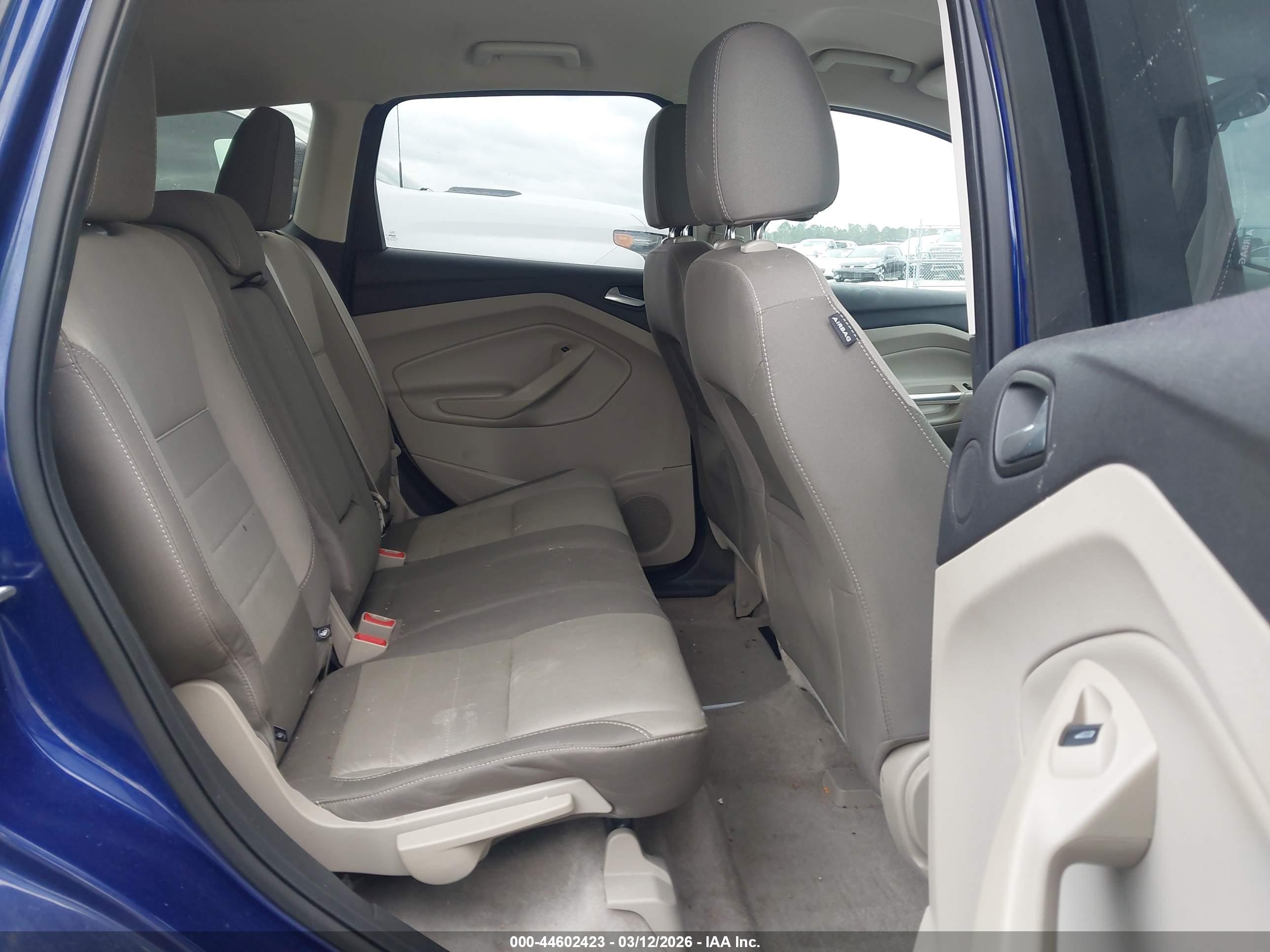 FORD ESCAPE image 8