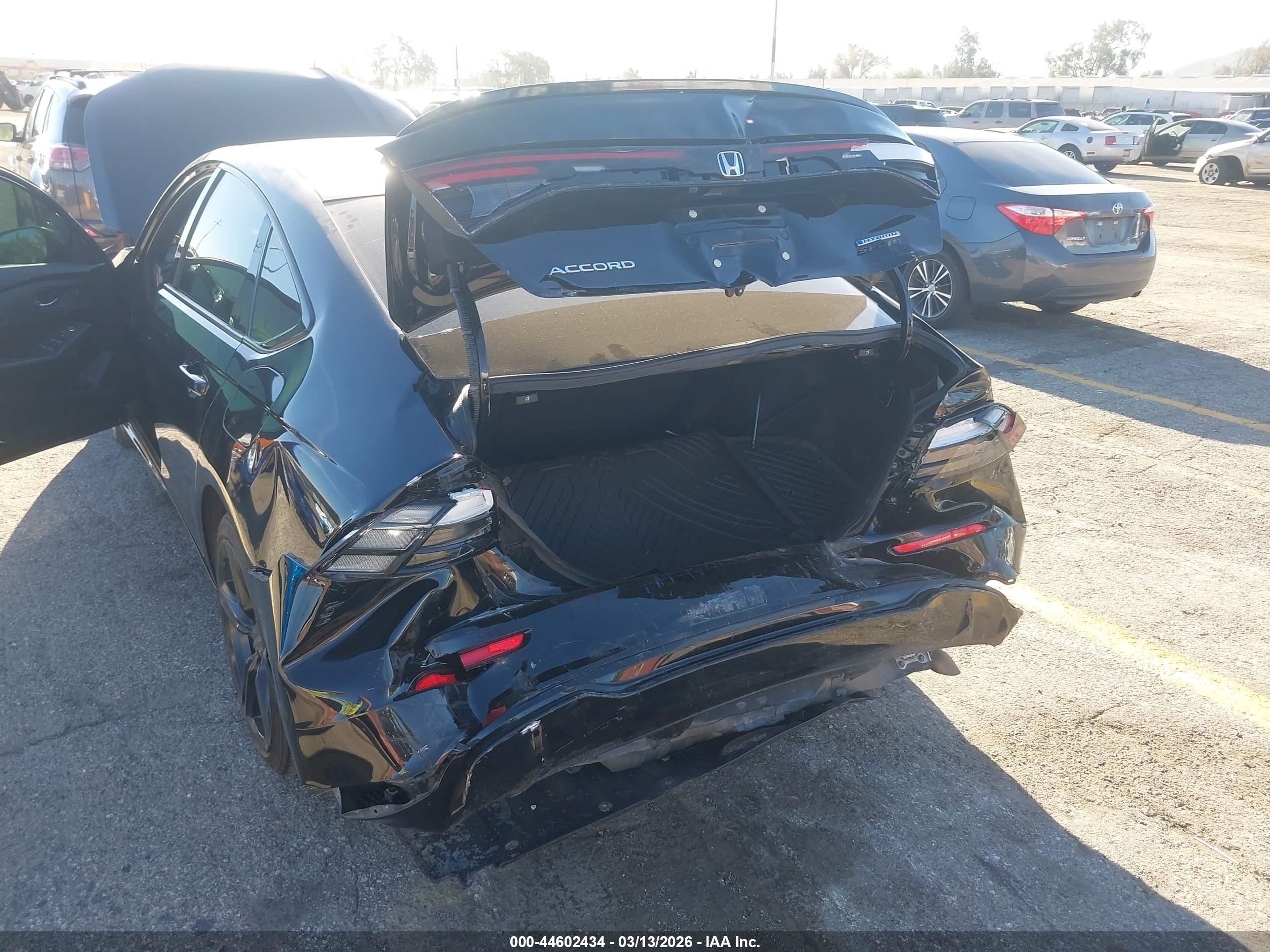HONDA ACCORD image 6