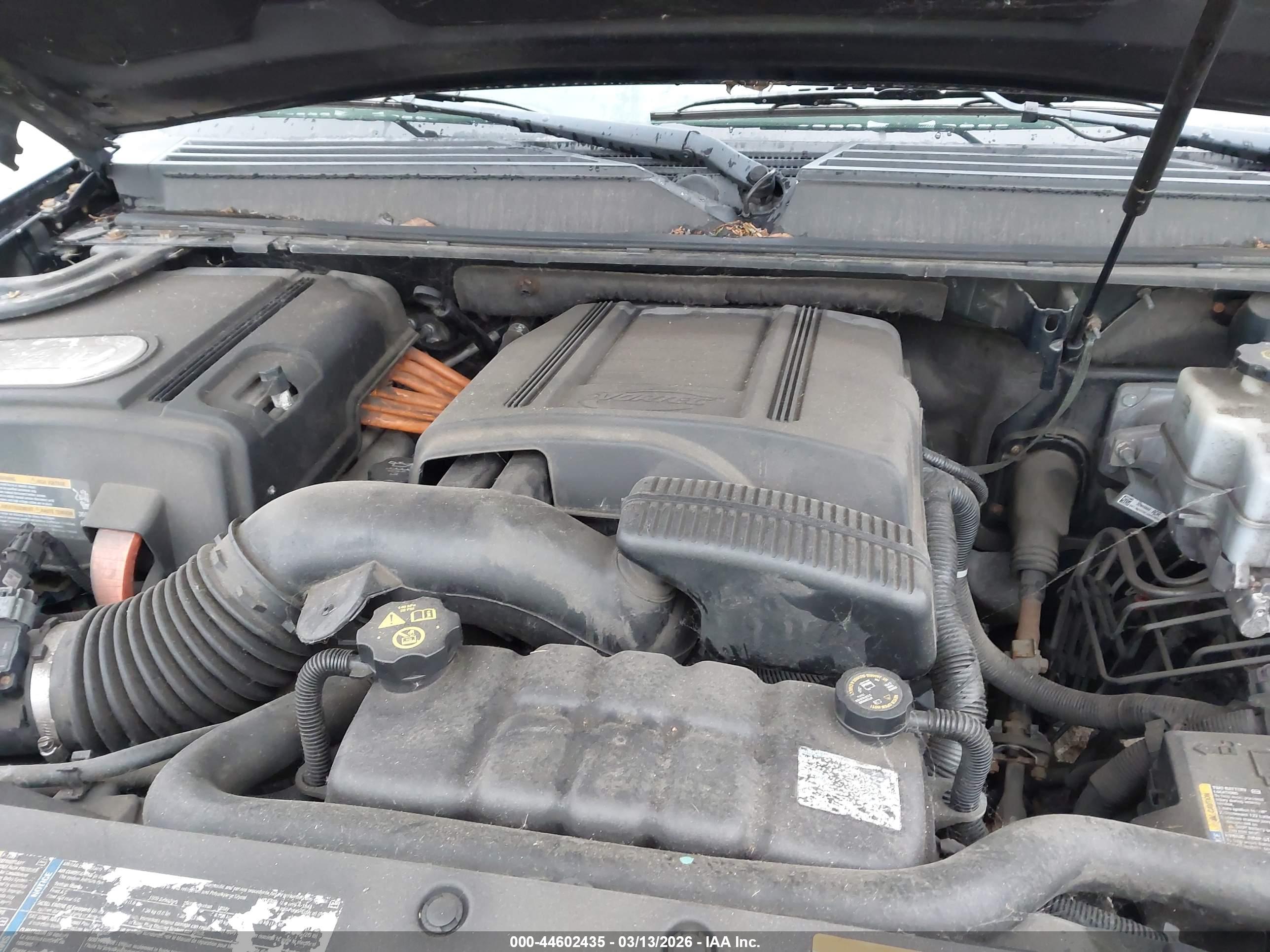 CHEVROLET TAHOE image 10