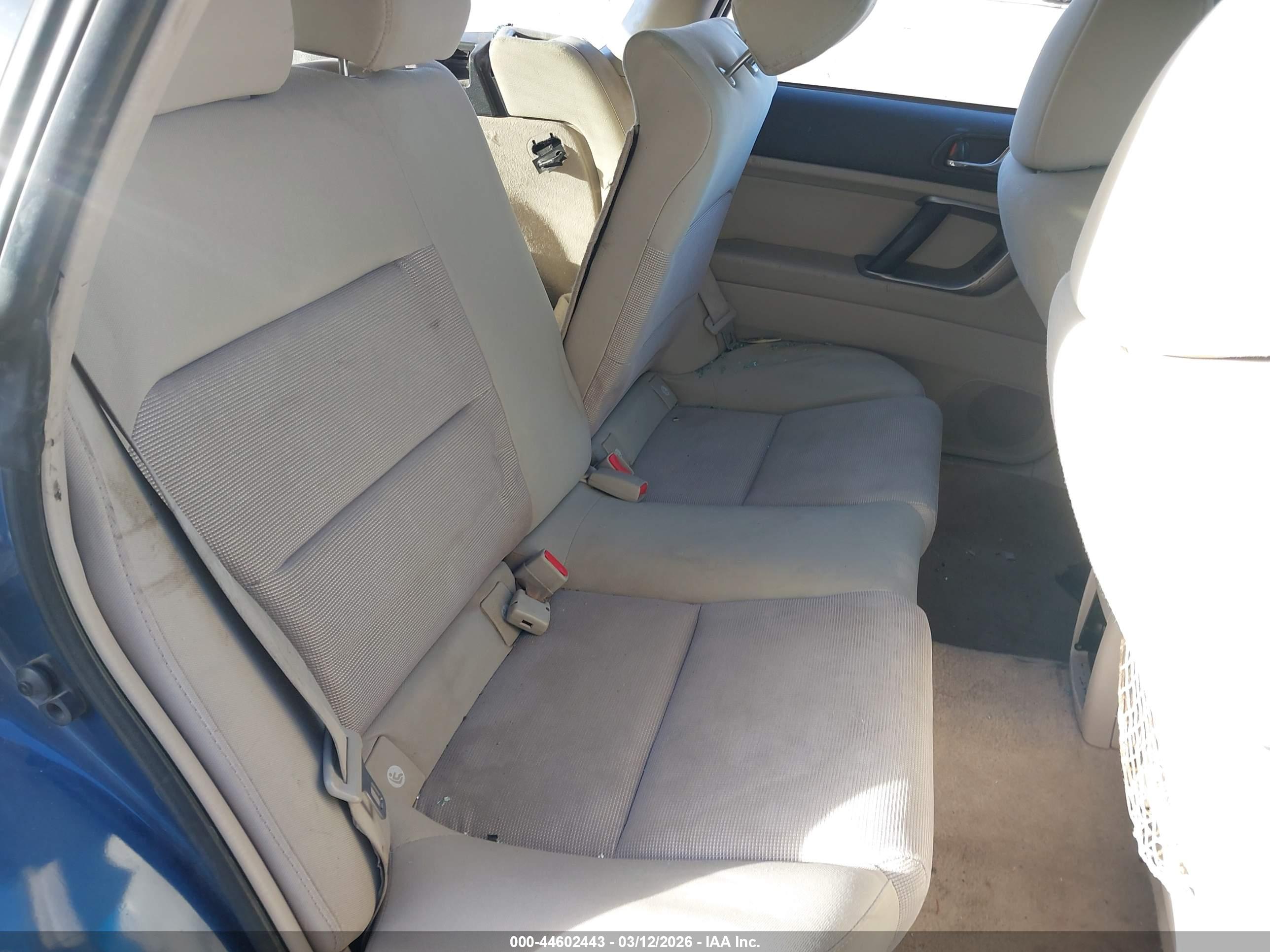 SUBARU OUTBACK image 8