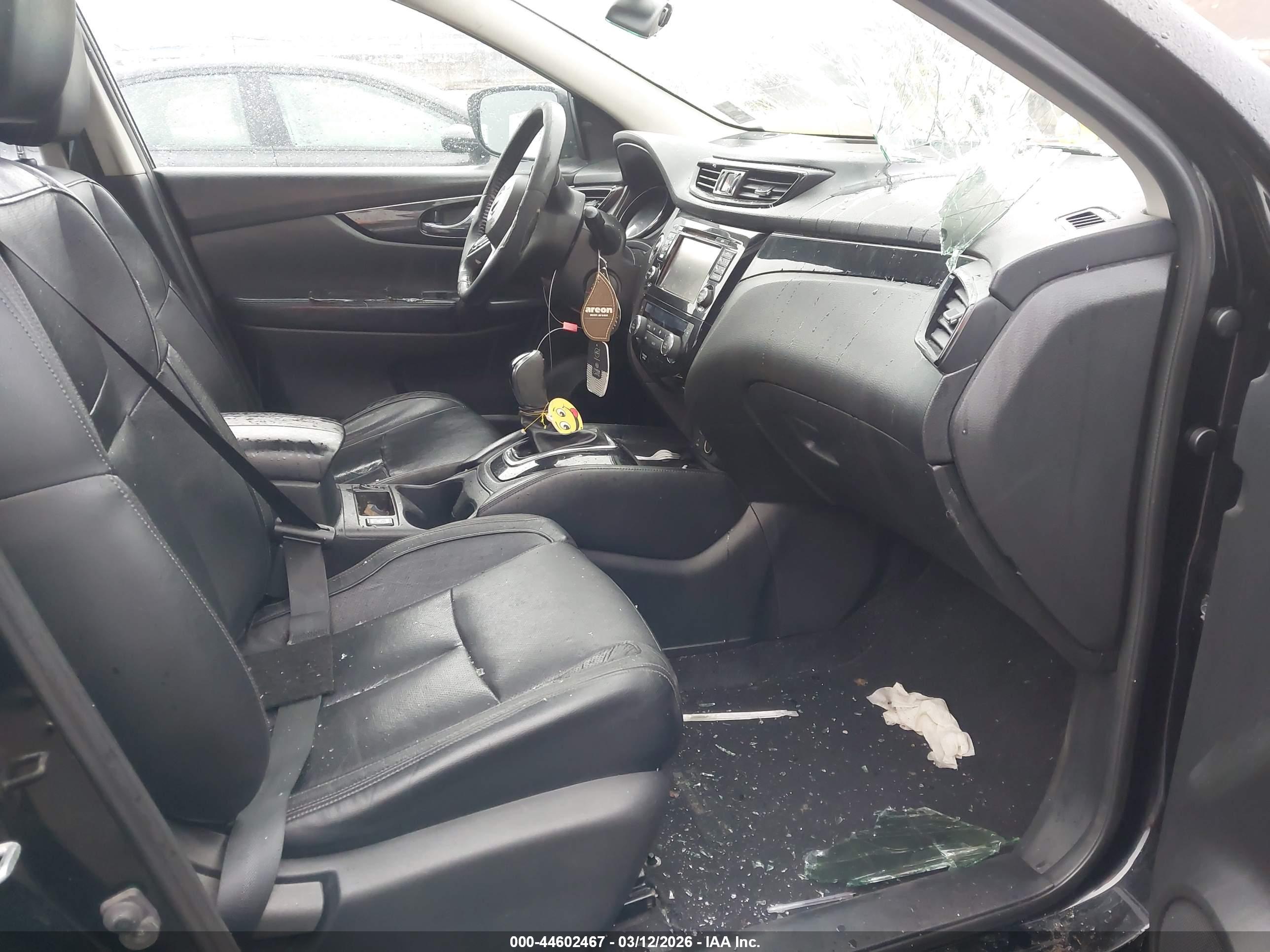 NISSAN ROGUE image 5
