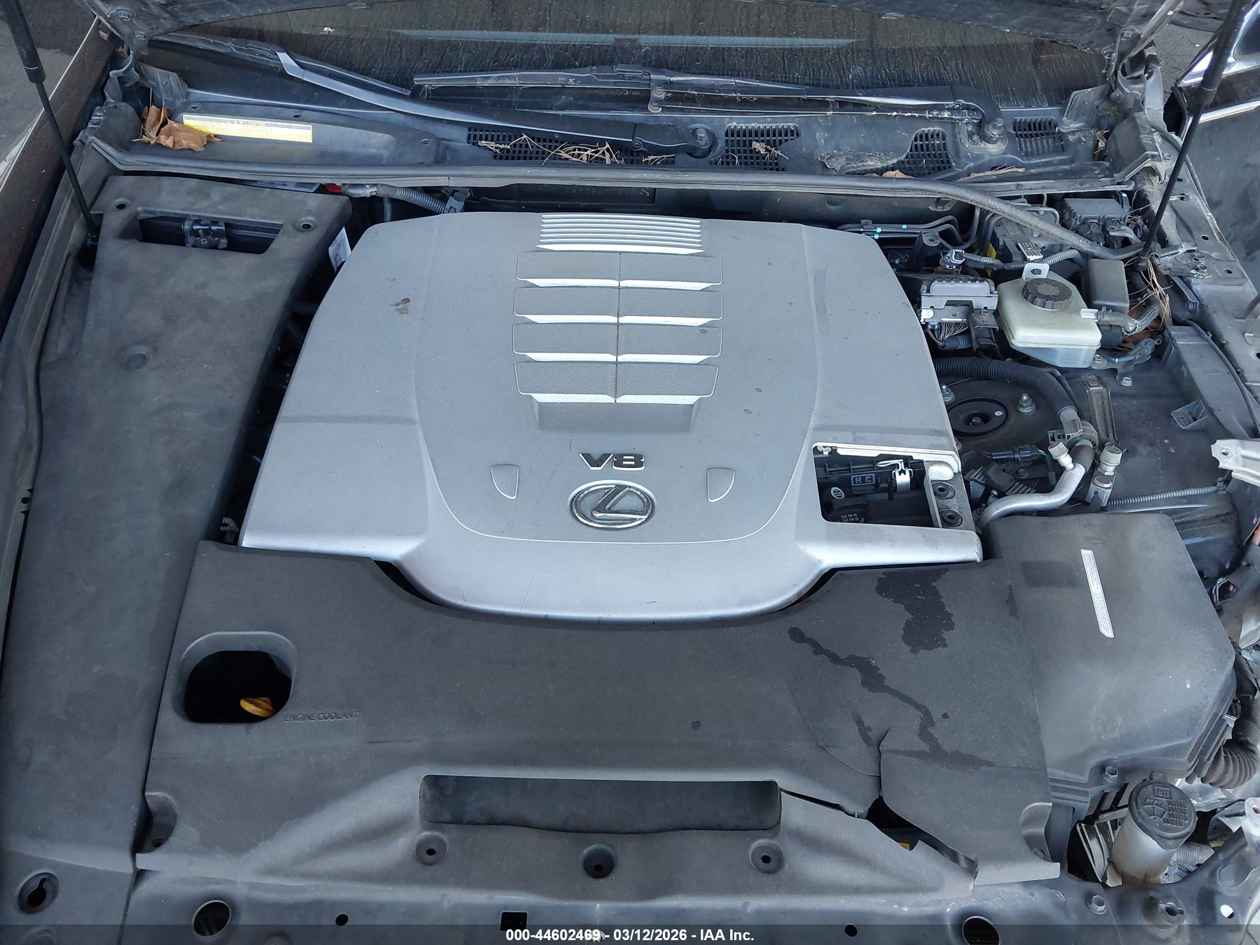 LEXUS LS image 10