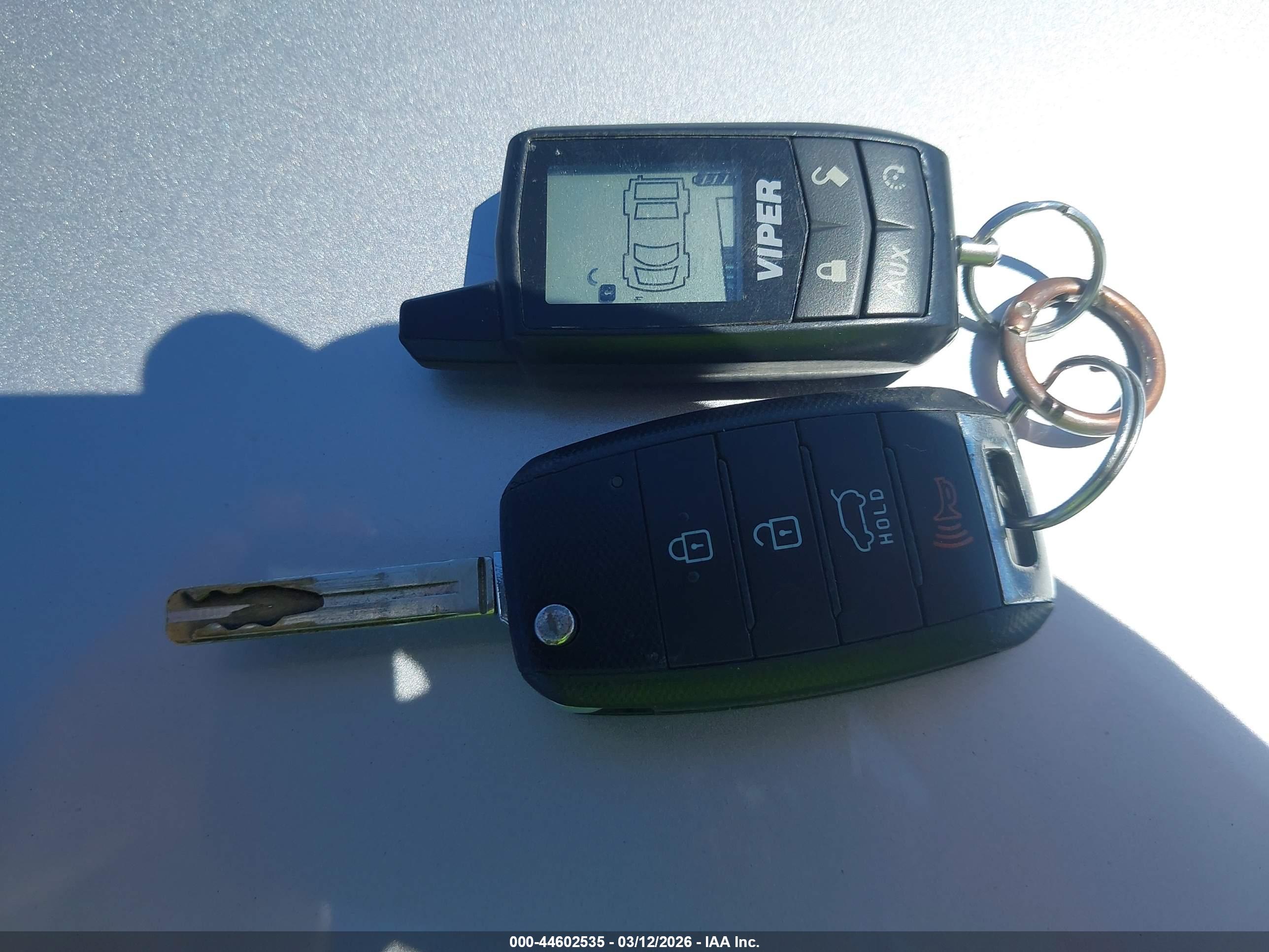 KIA SPORTAGE image 11