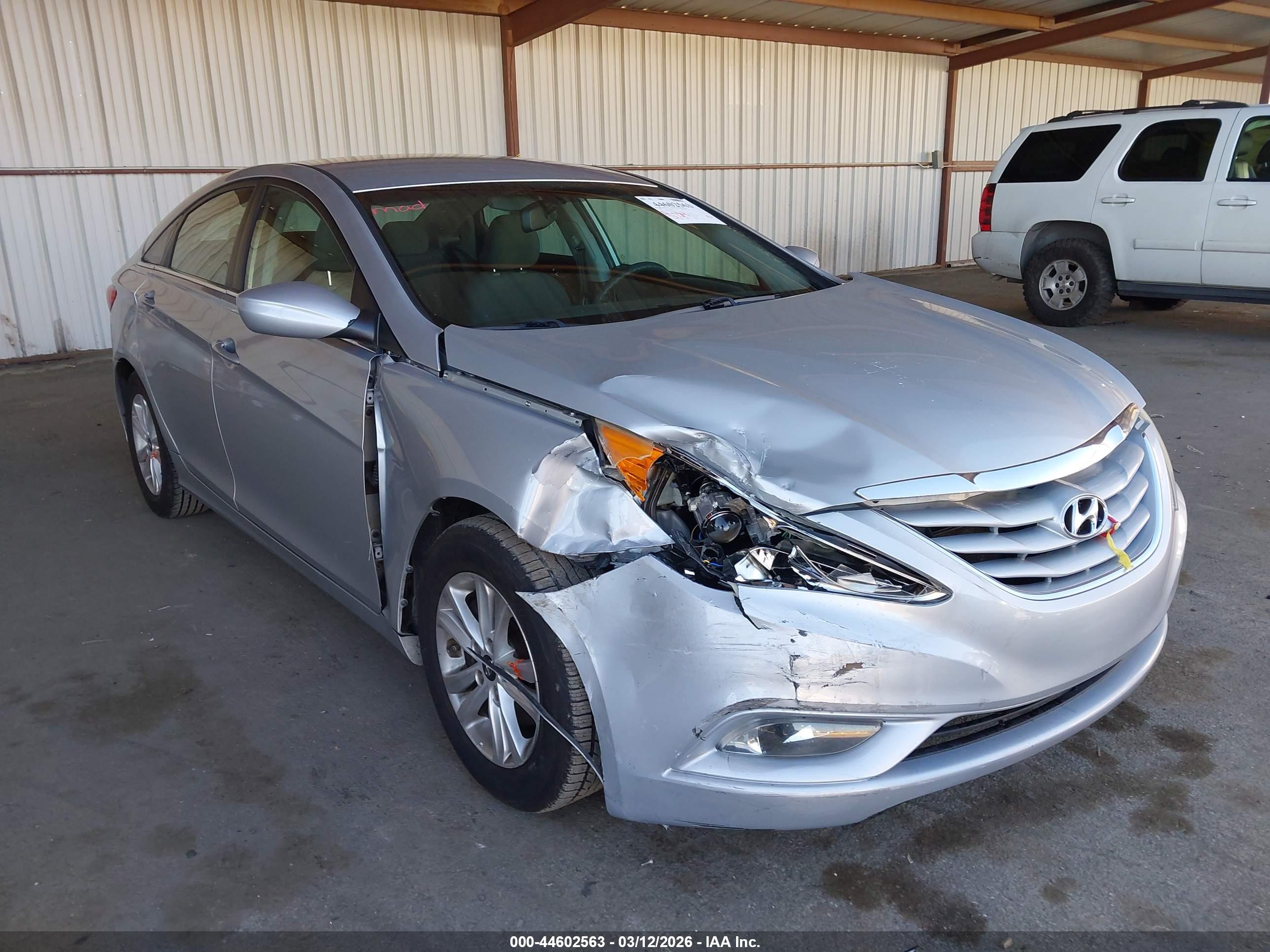 HYUNDAI SONATA image 6