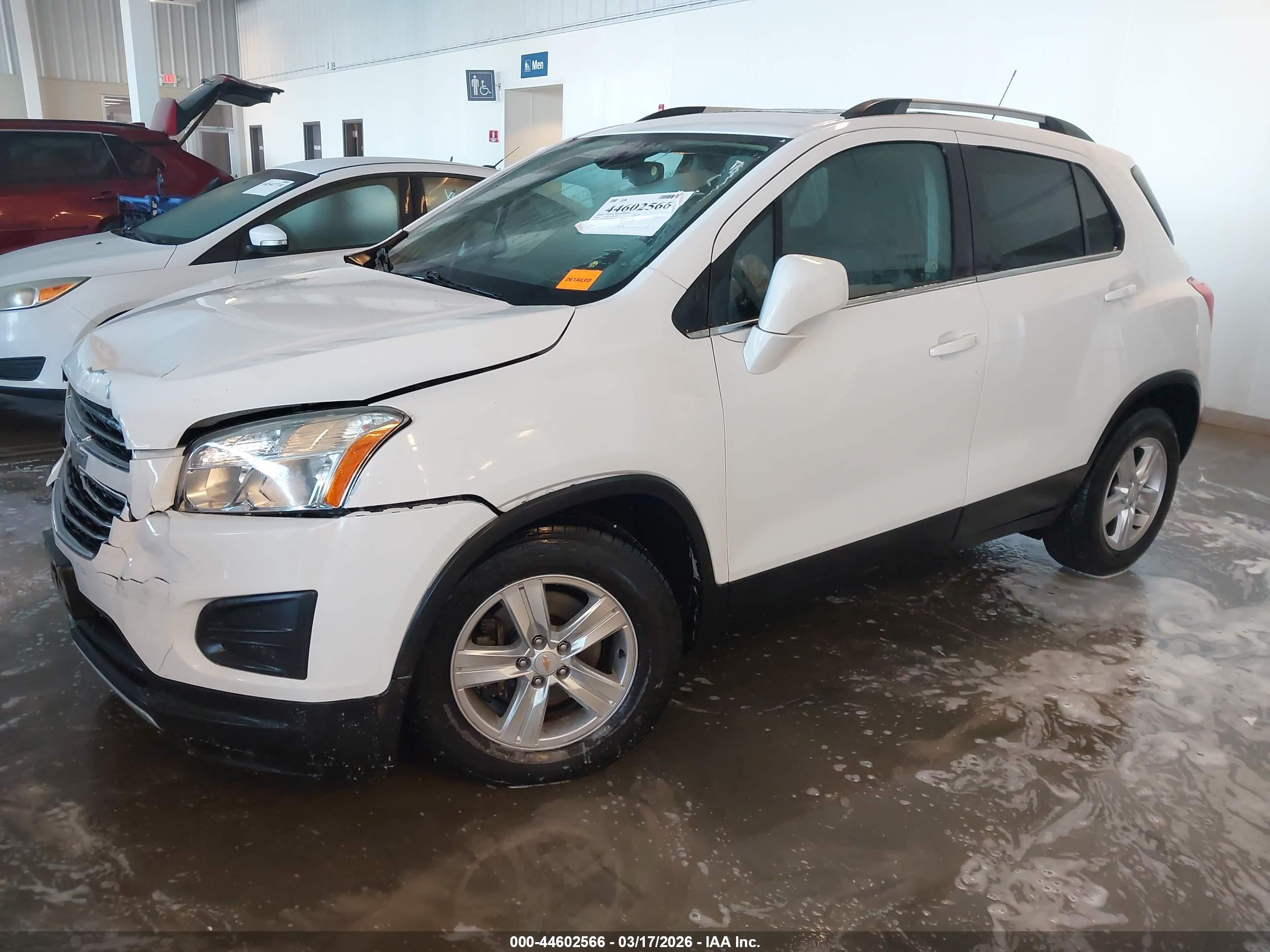 CHEVROLET TRAX image 2