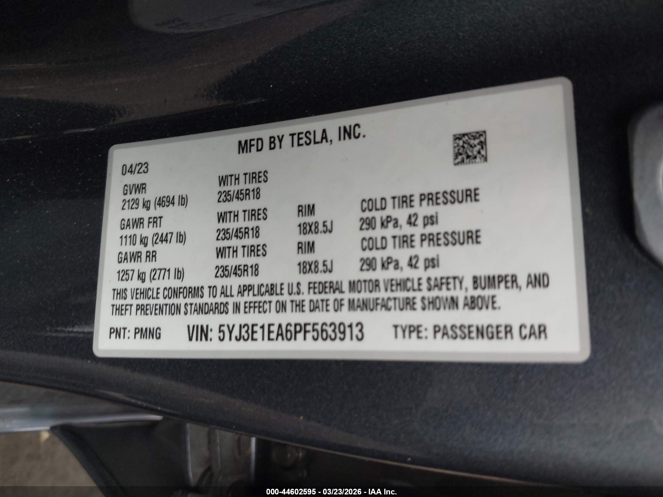 TESLA MODEL image 9