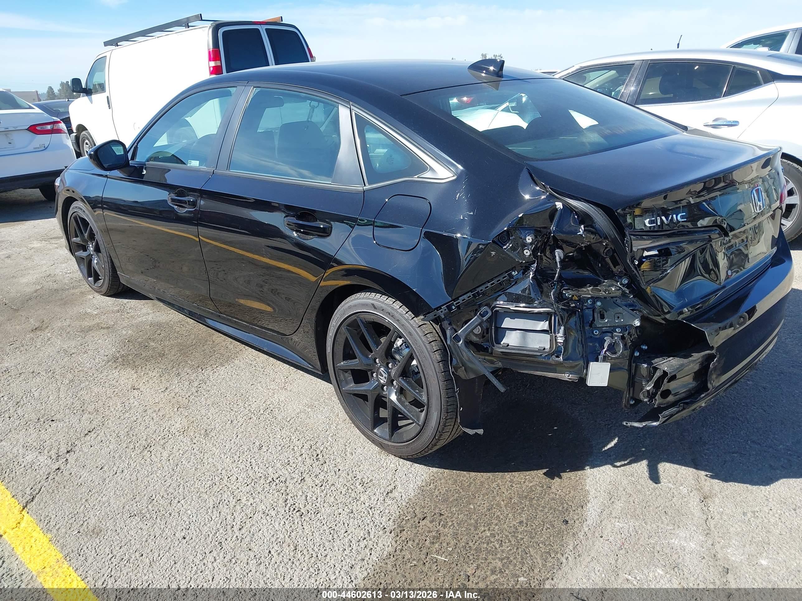 HONDA CIVIC image 3