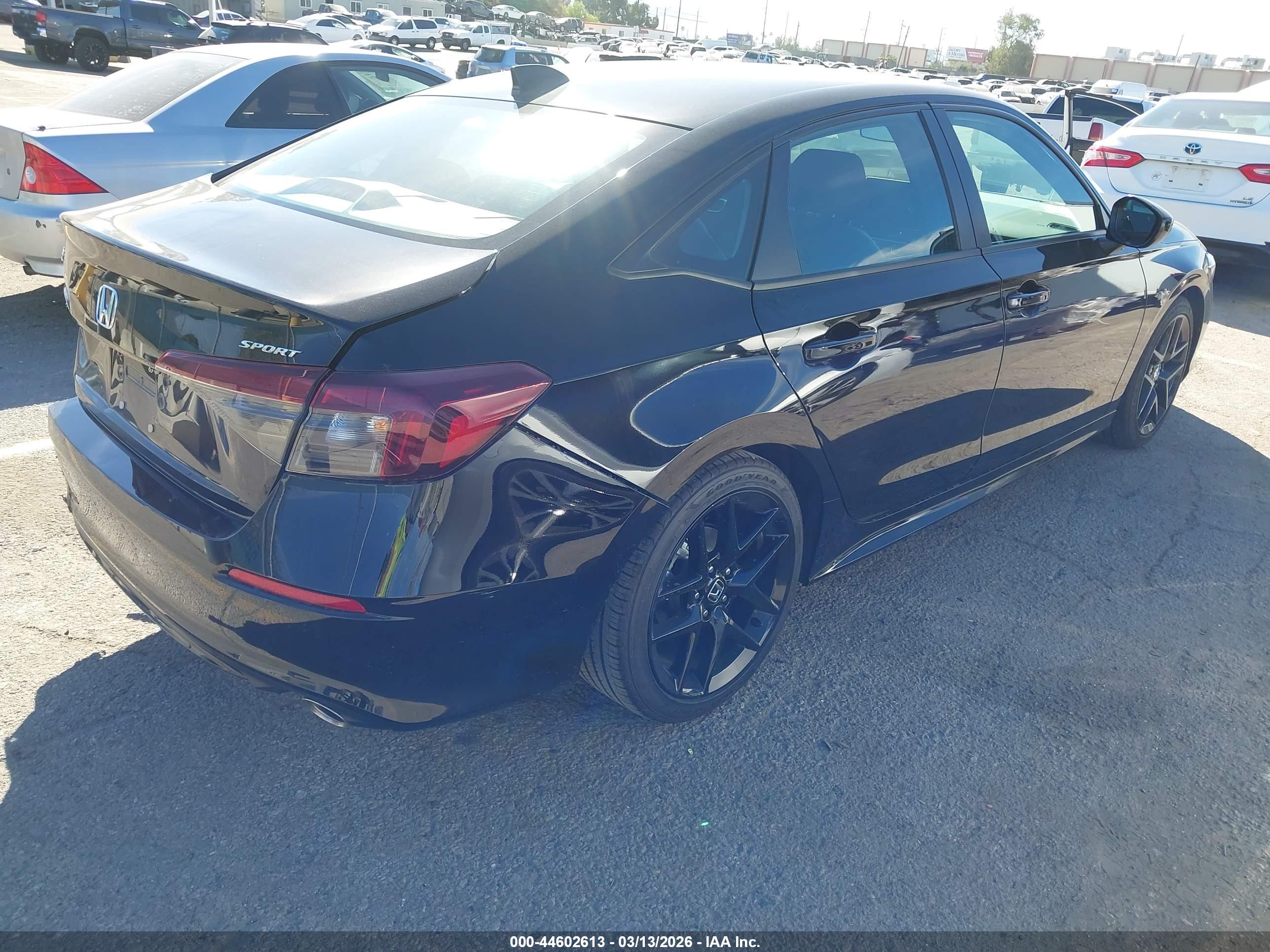 HONDA CIVIC image 4