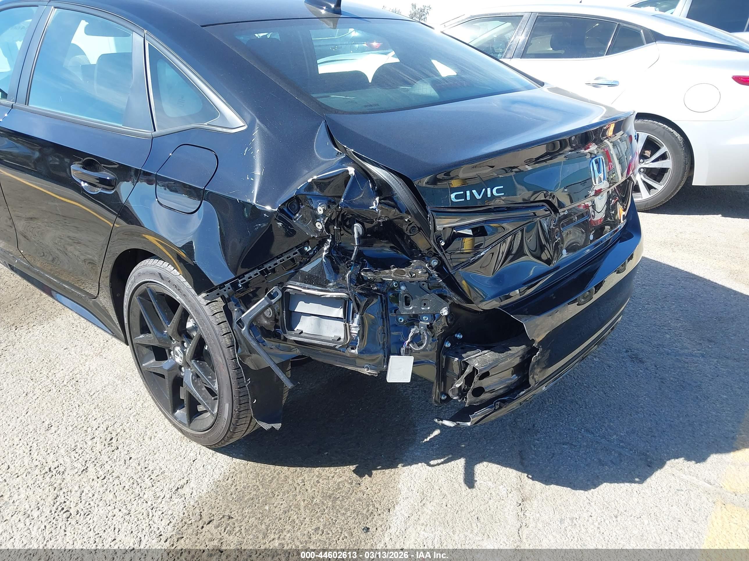 HONDA CIVIC image 6