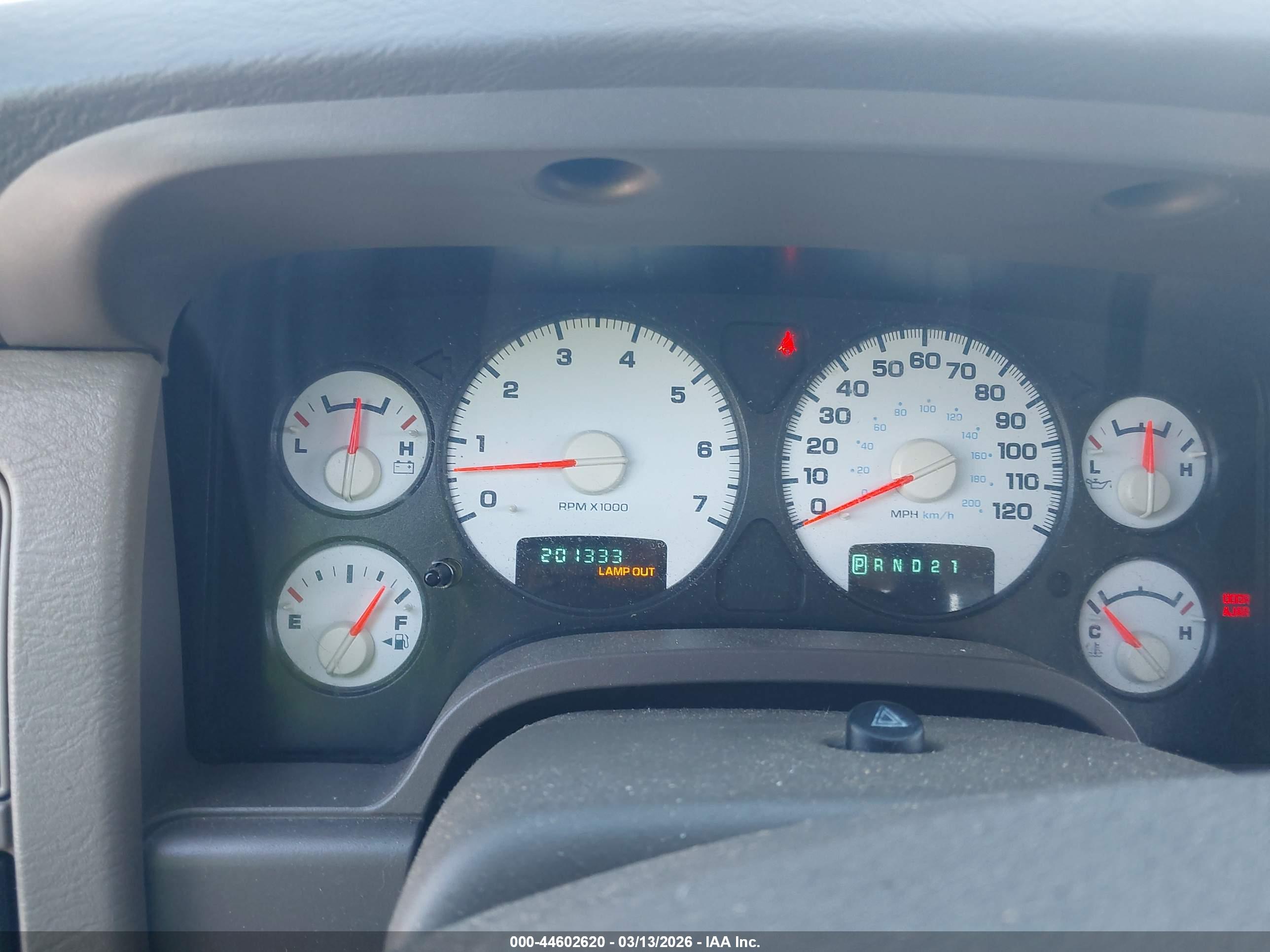 DODGE RAM image 7