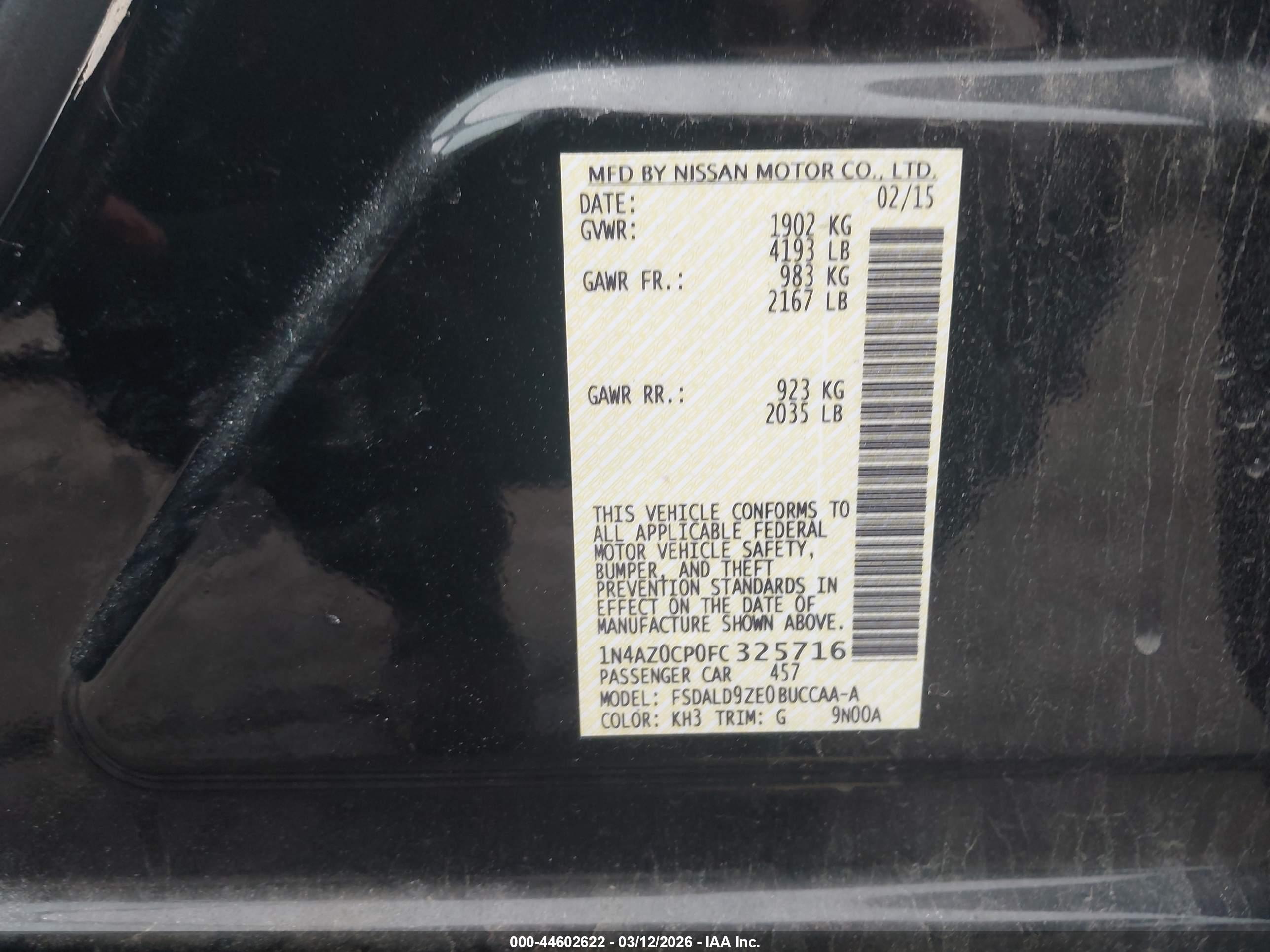 NISSAN LEAF image 9
