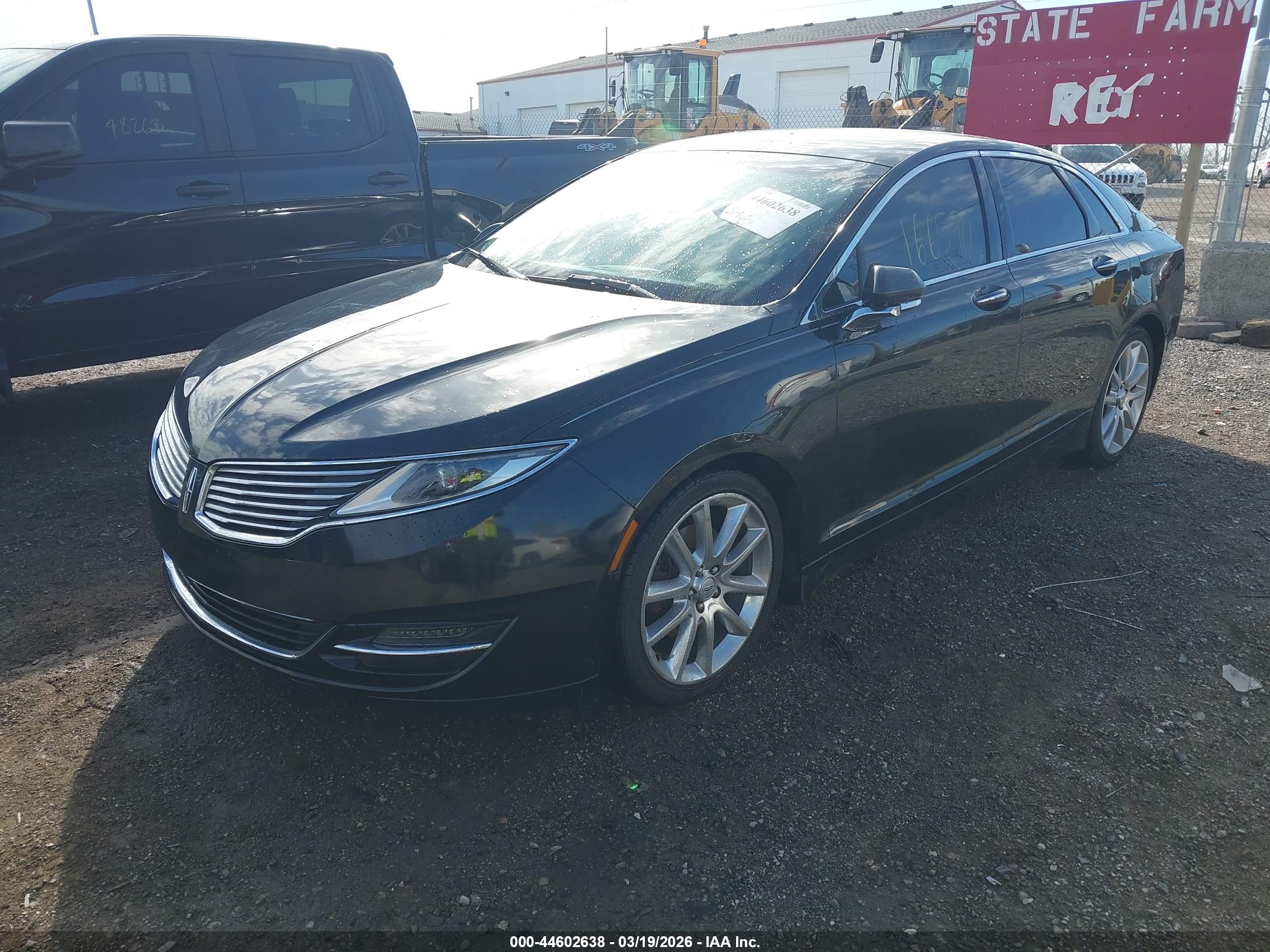 LINCOLN MKZ image 2