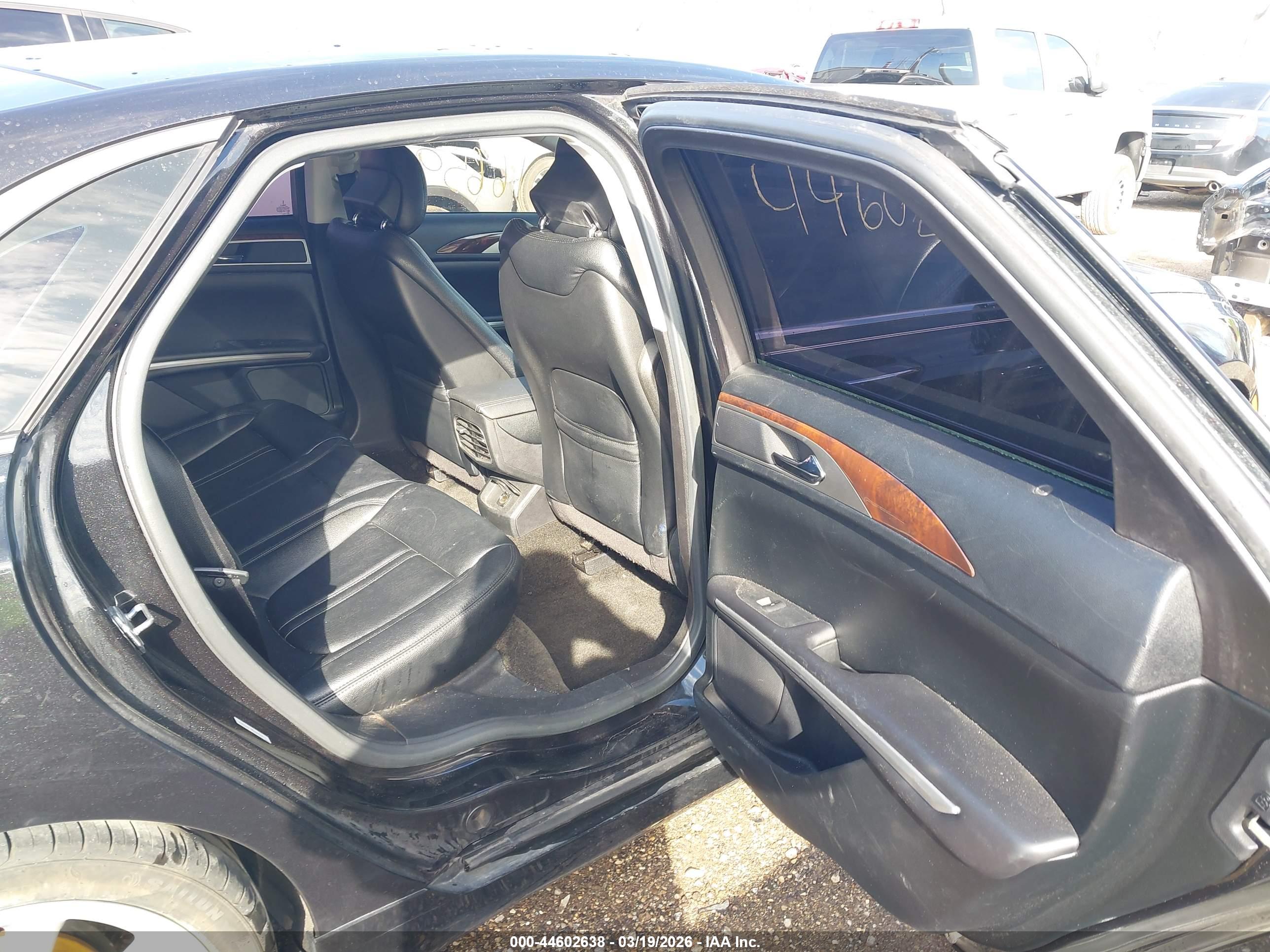 LINCOLN MKZ image 8