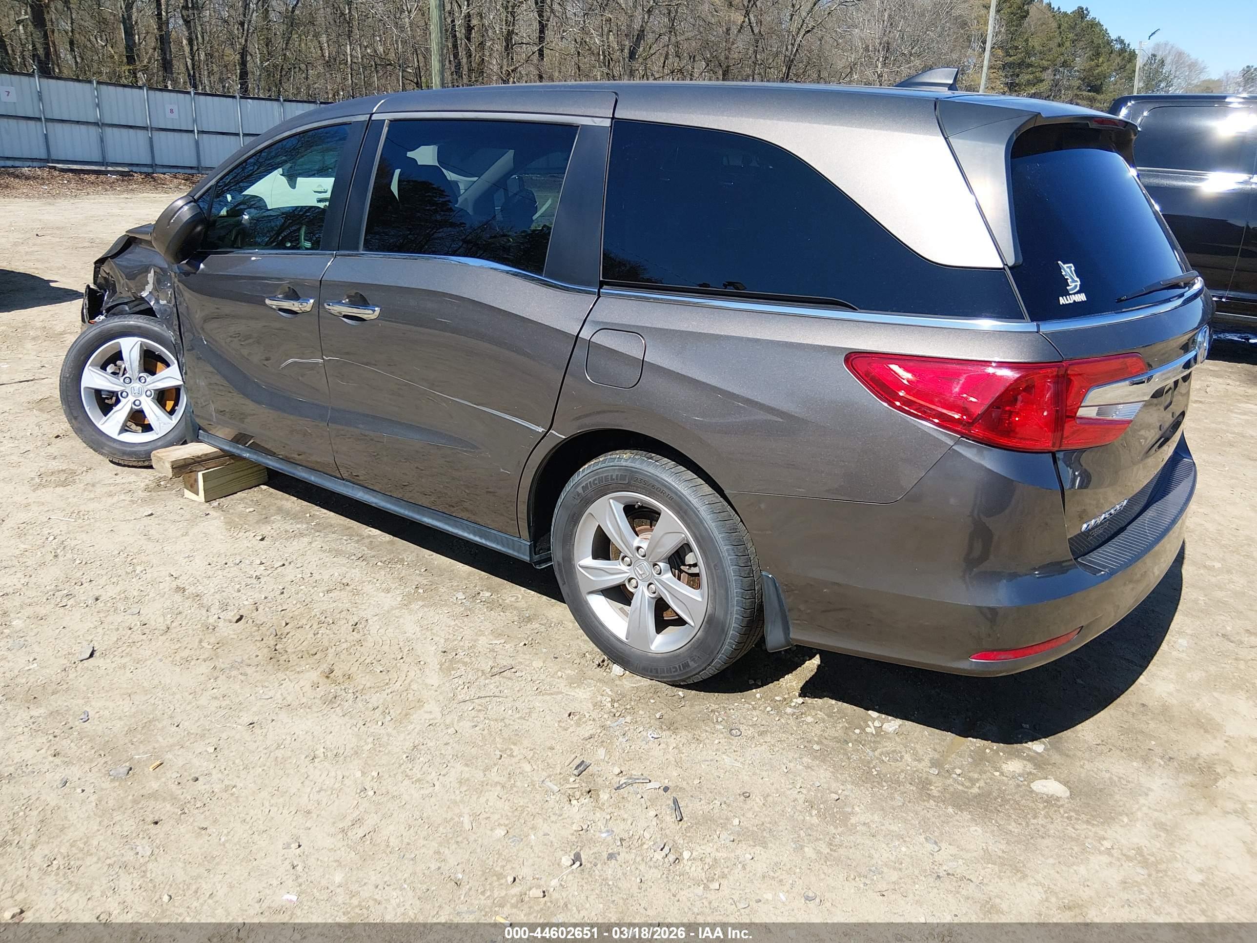 HONDA ODYSSEY image 3