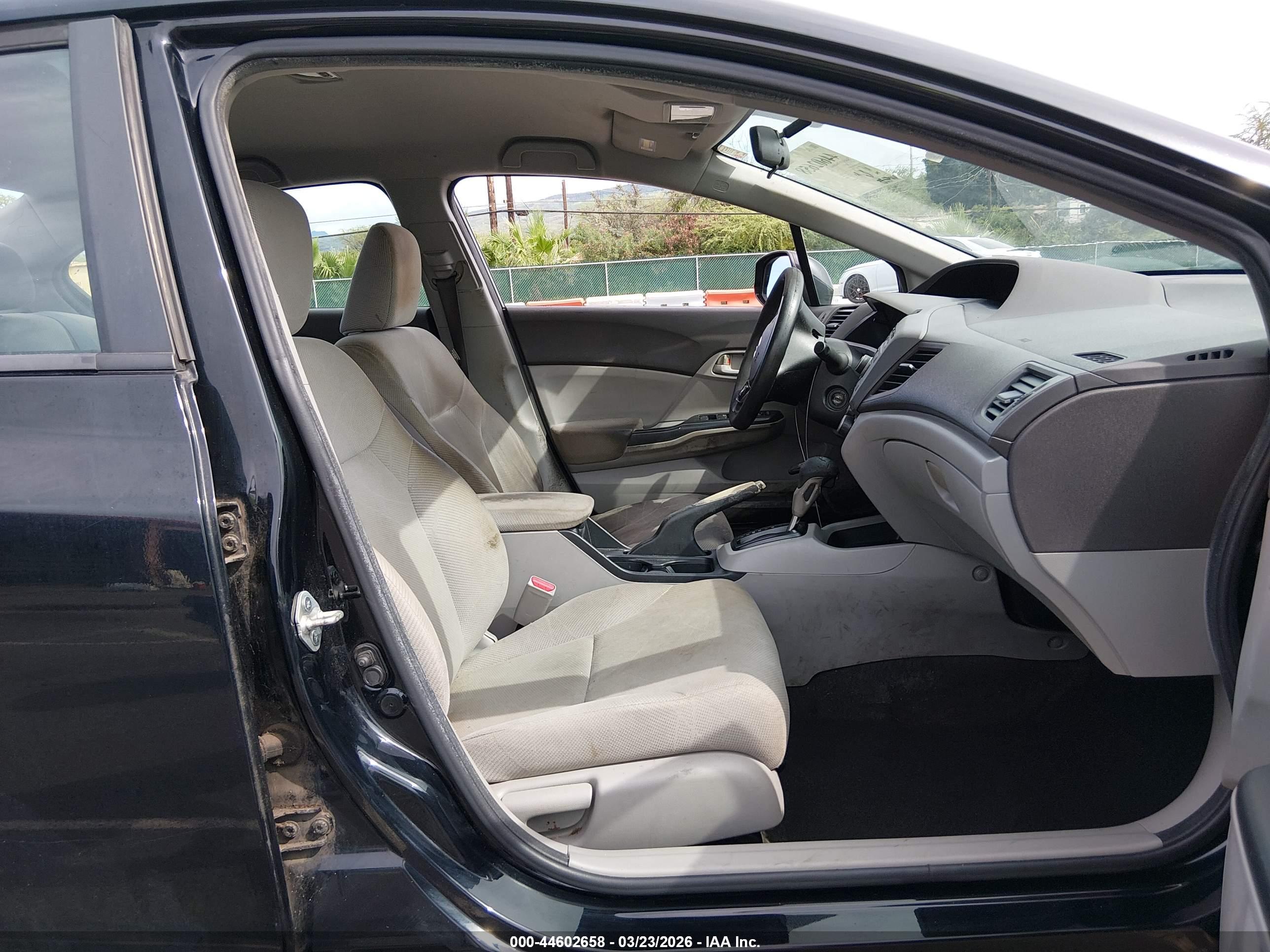 HONDA CIVIC image 5