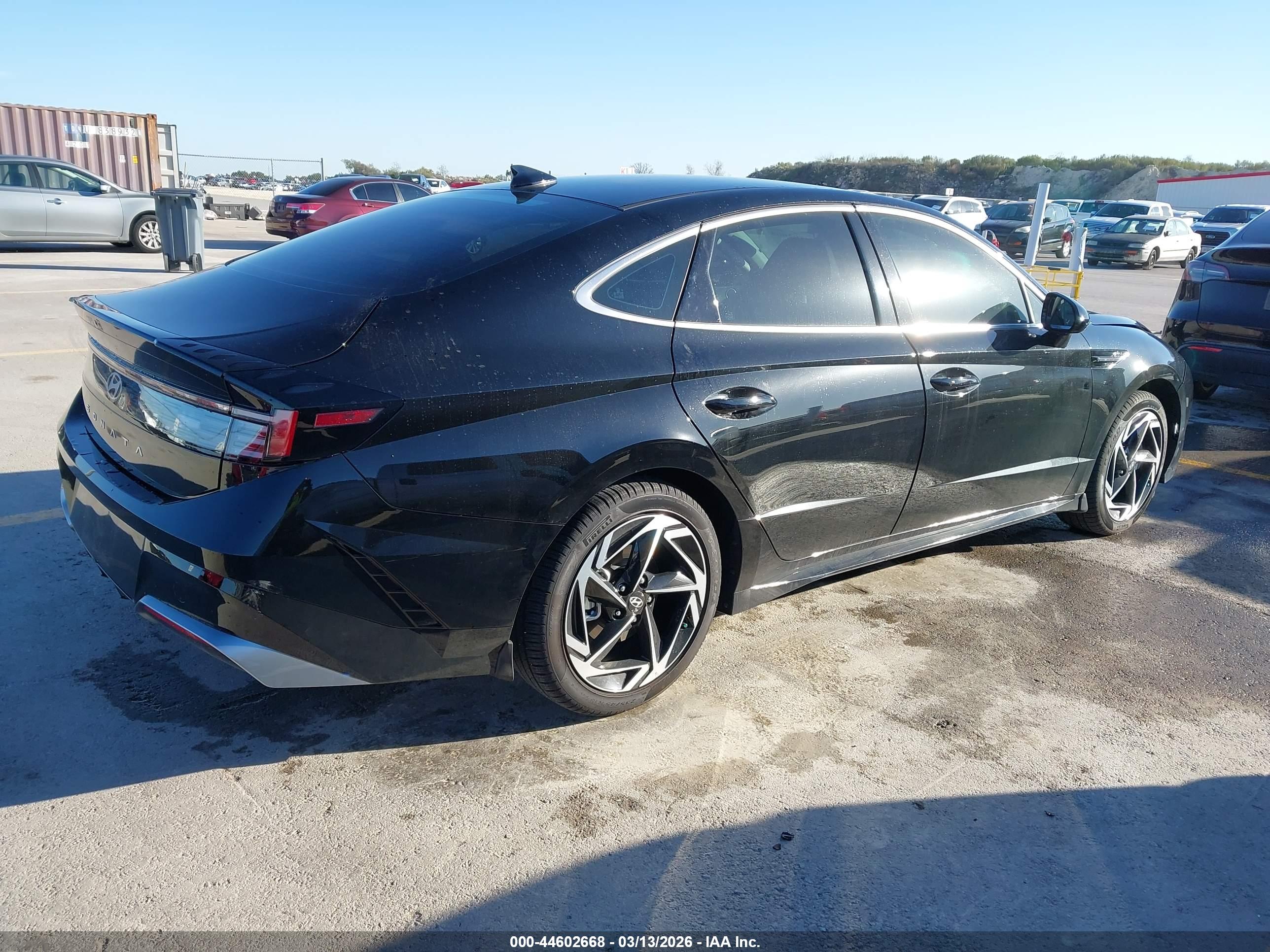 HYUNDAI SONATA image 4