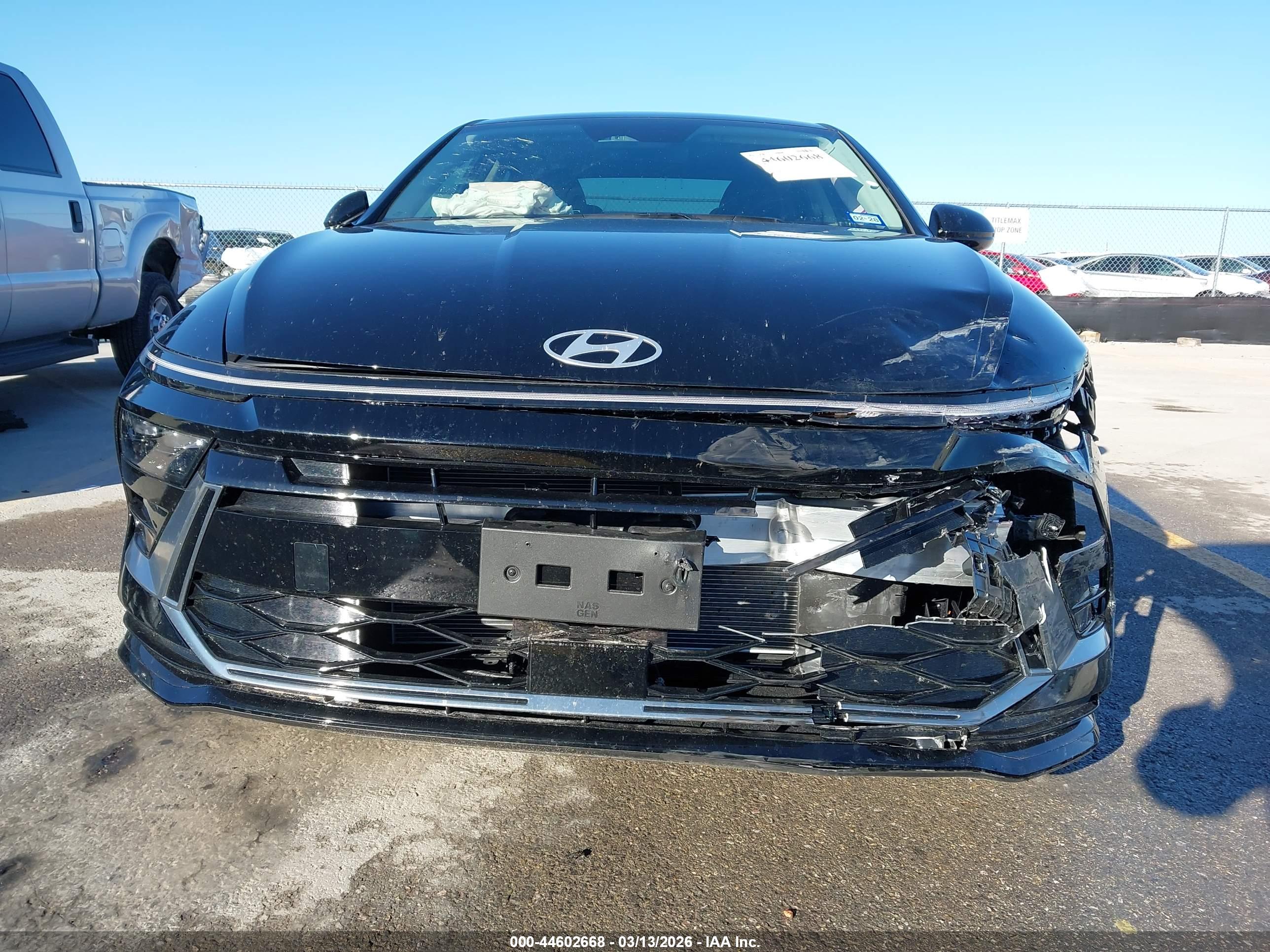 HYUNDAI SONATA image 6