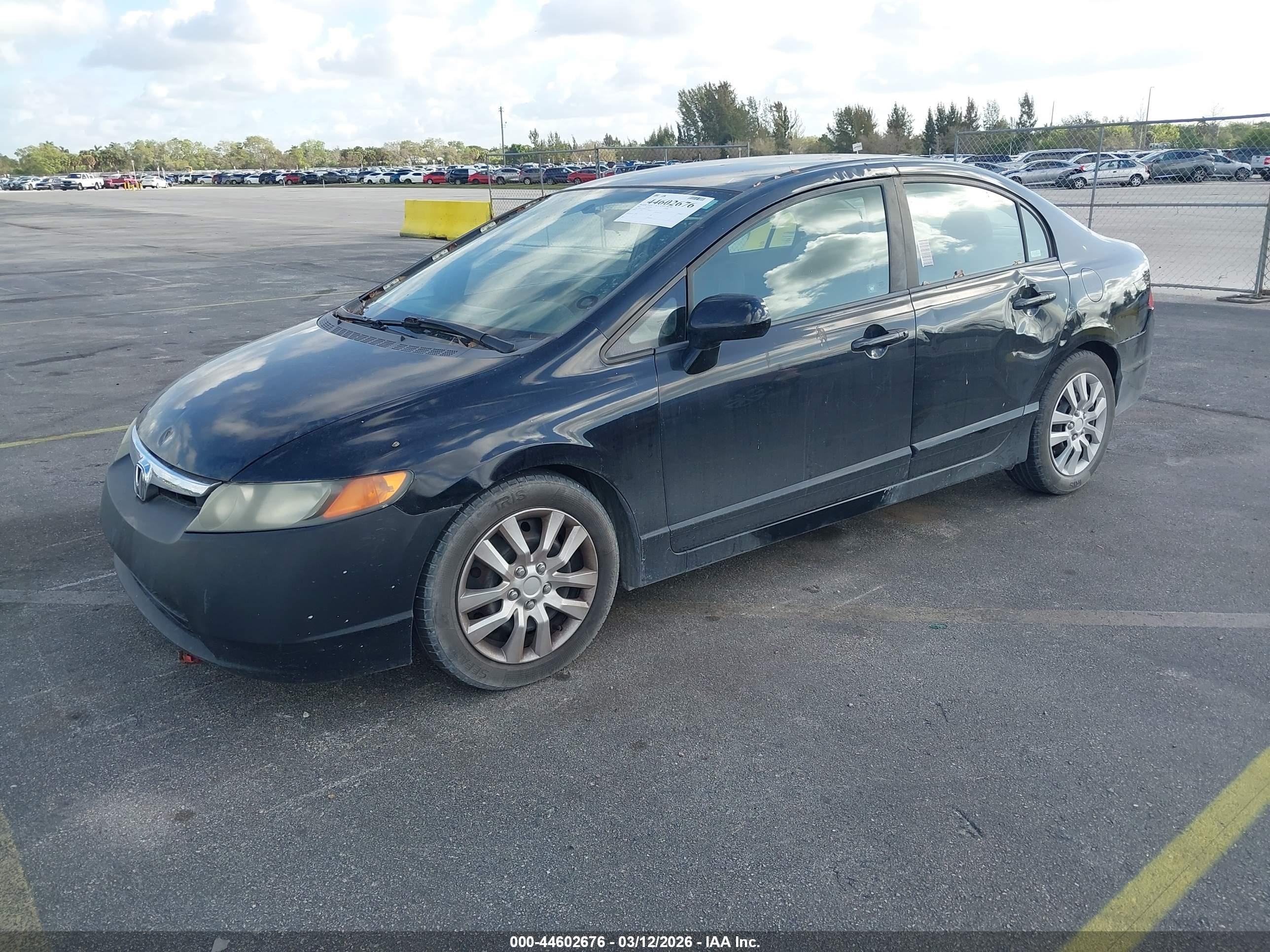 HONDA CIVIC image 2