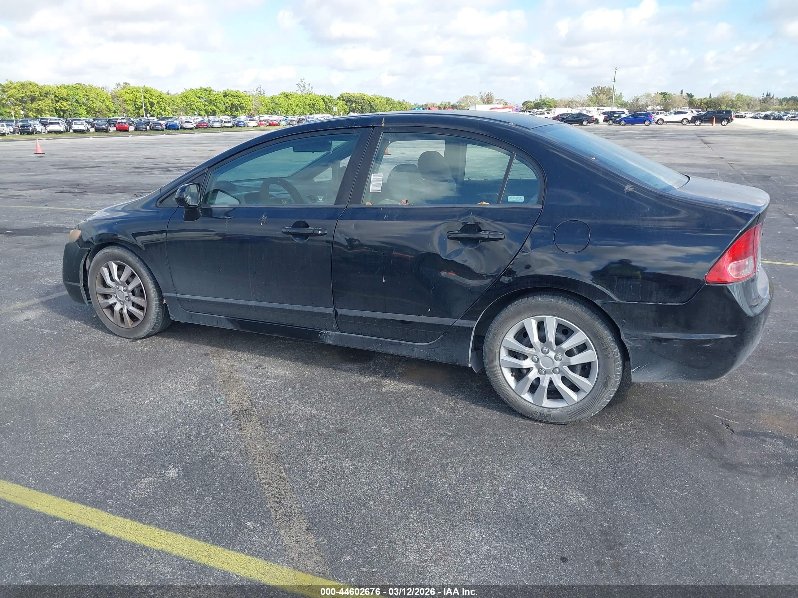 HONDA CIVIC image 6