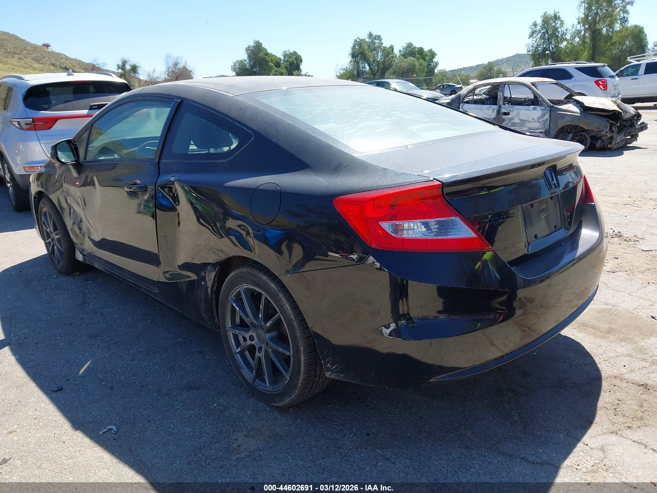 HONDA CIVIC image 3