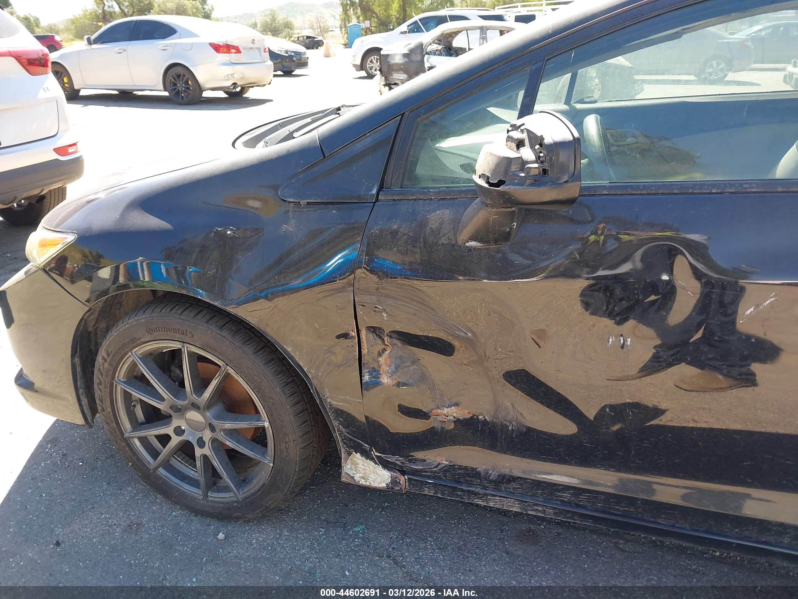 HONDA CIVIC image 6