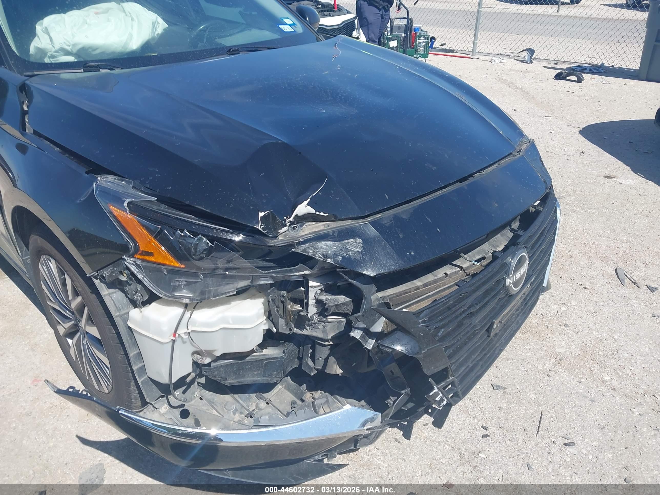 NISSAN ALTIMA image 6