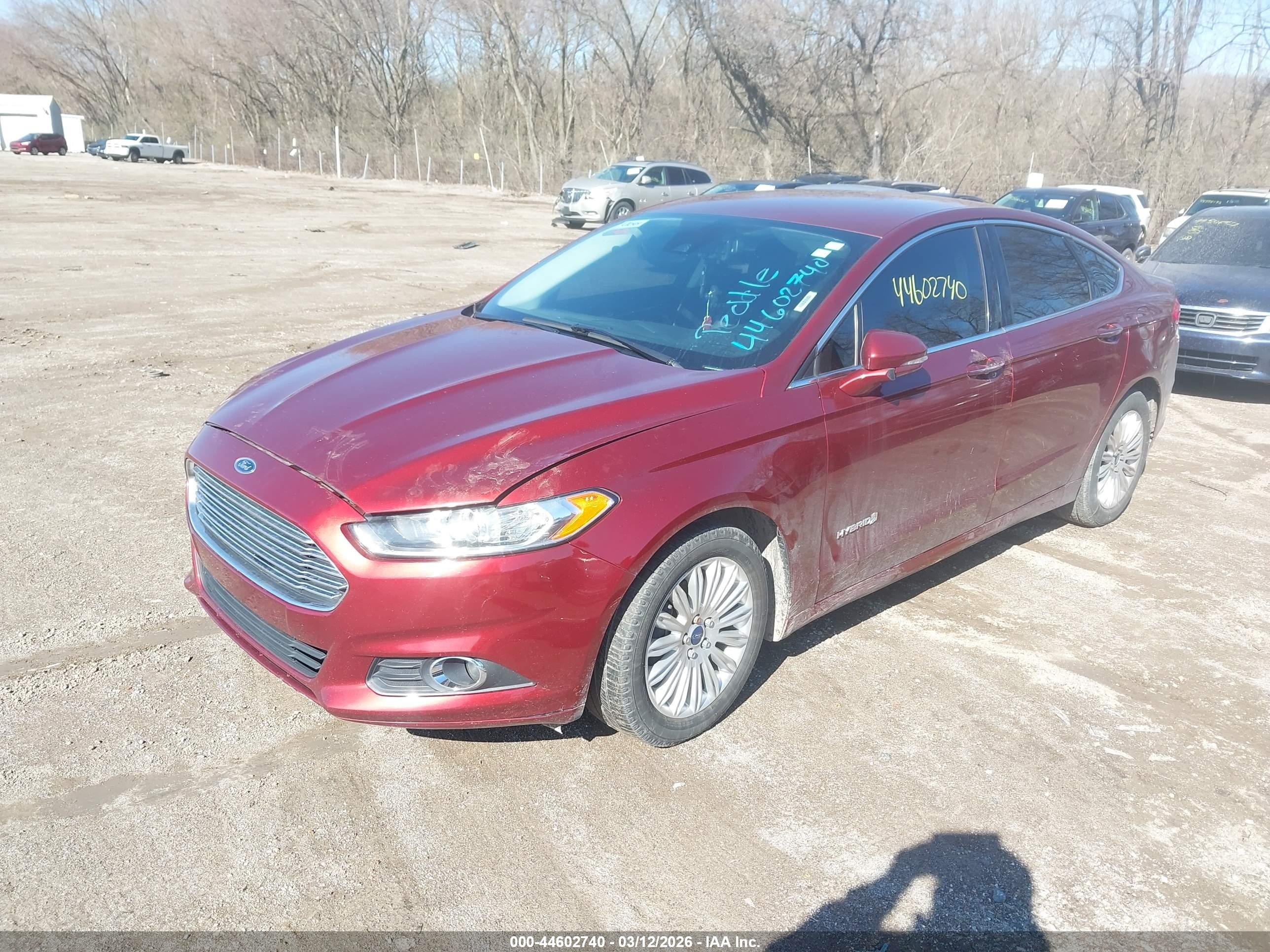 FORD FUSION image 2