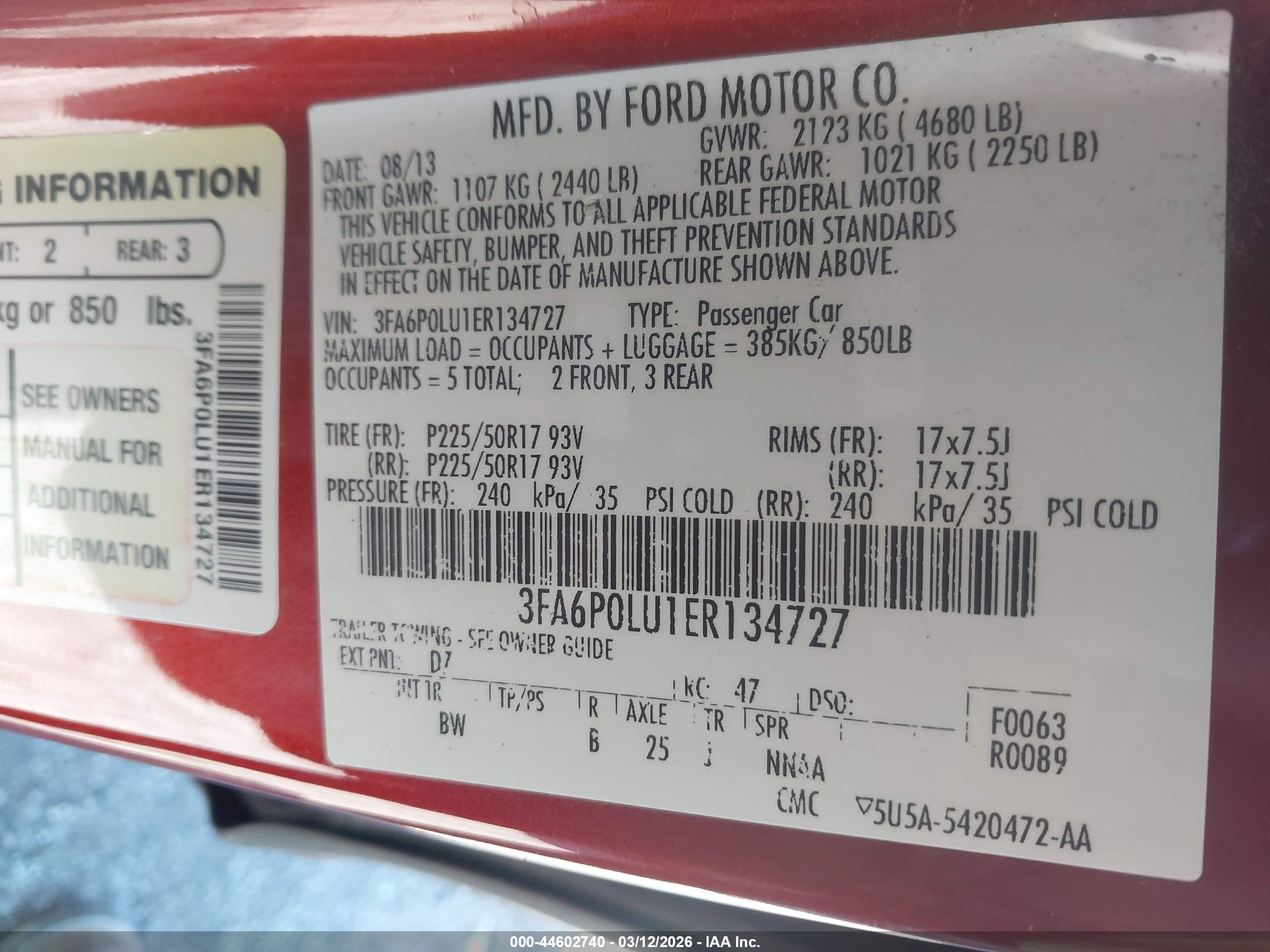 FORD FUSION image 9
