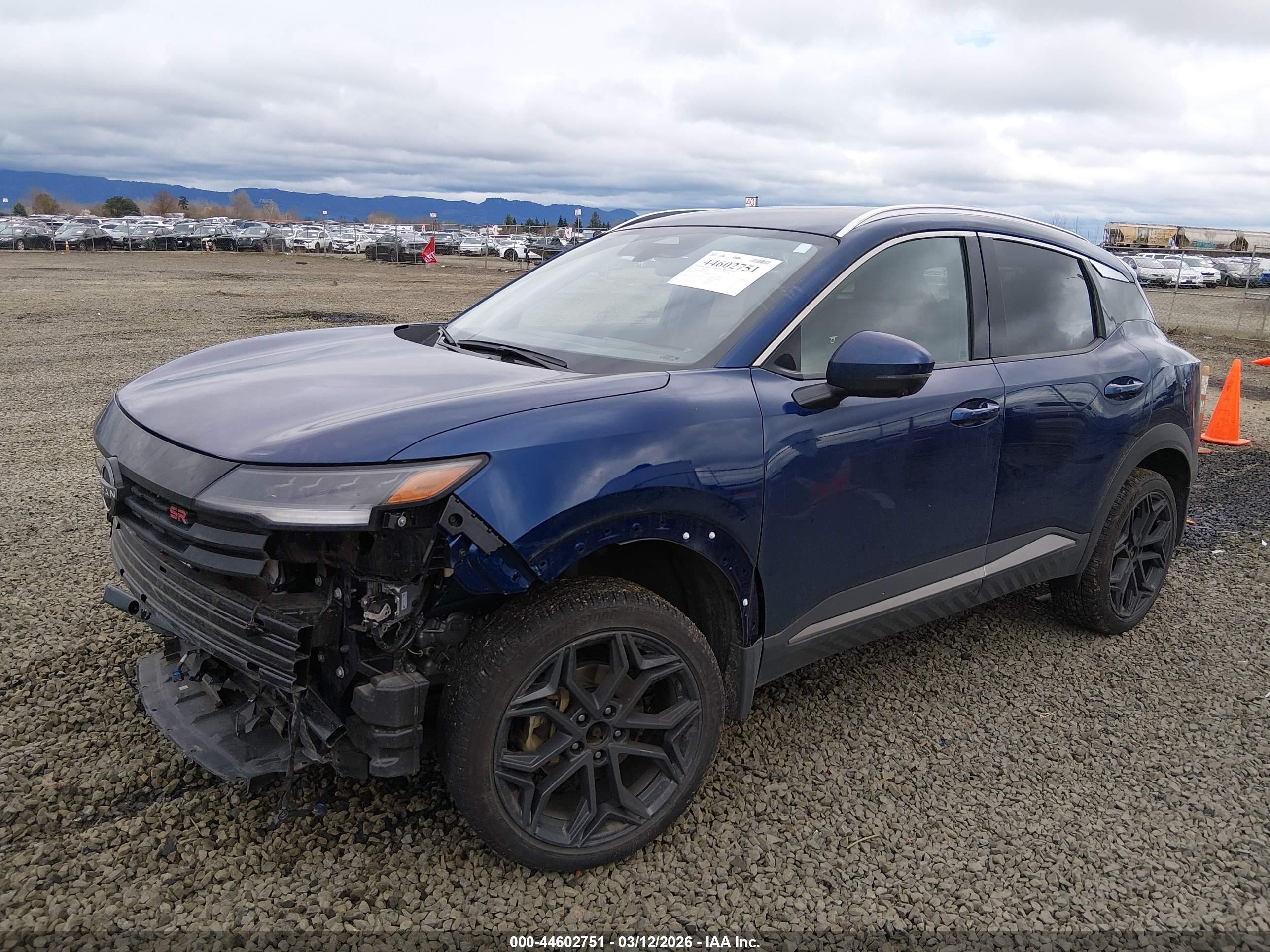 NISSAN KICKS image 2