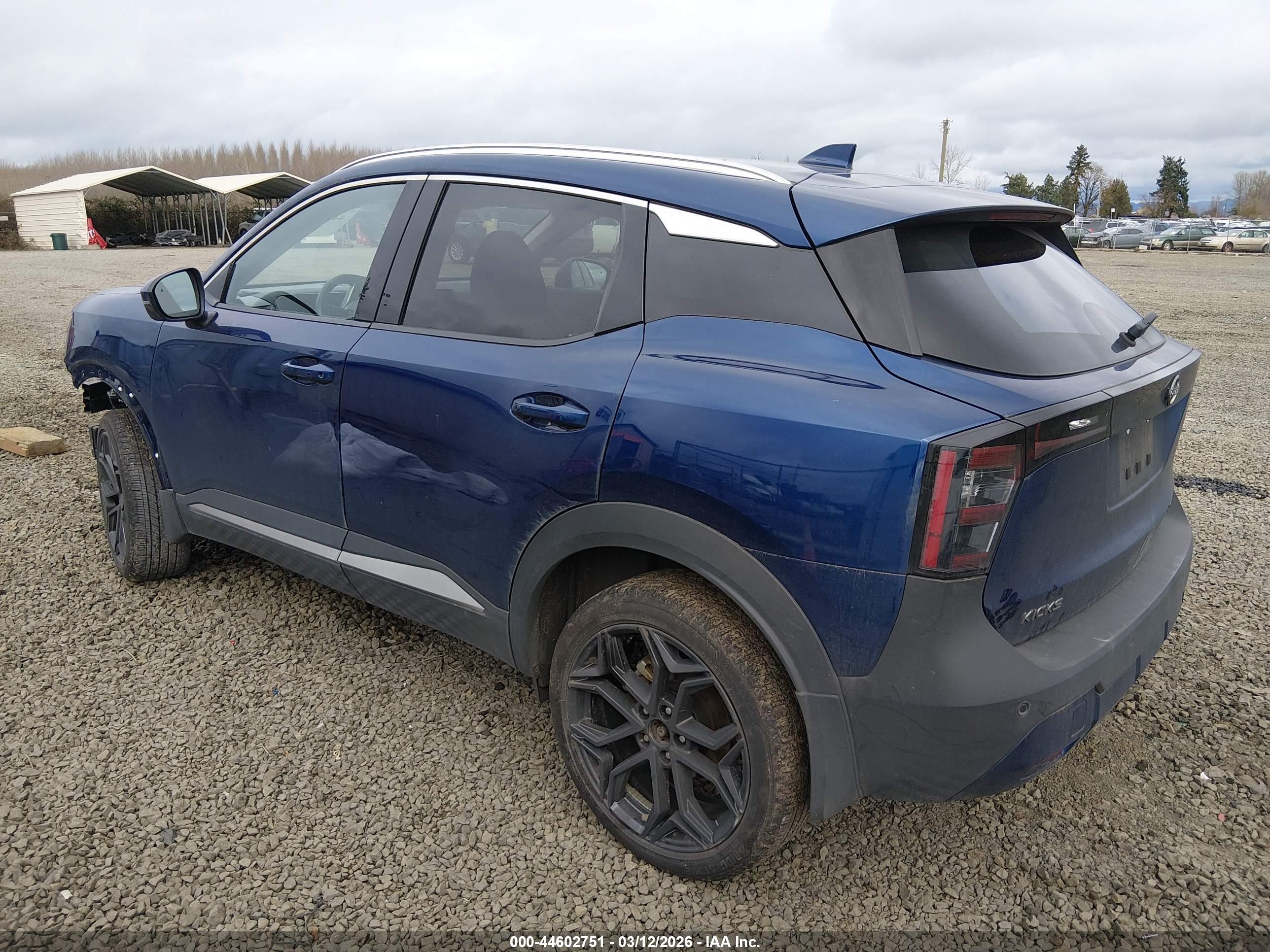 NISSAN KICKS image 3