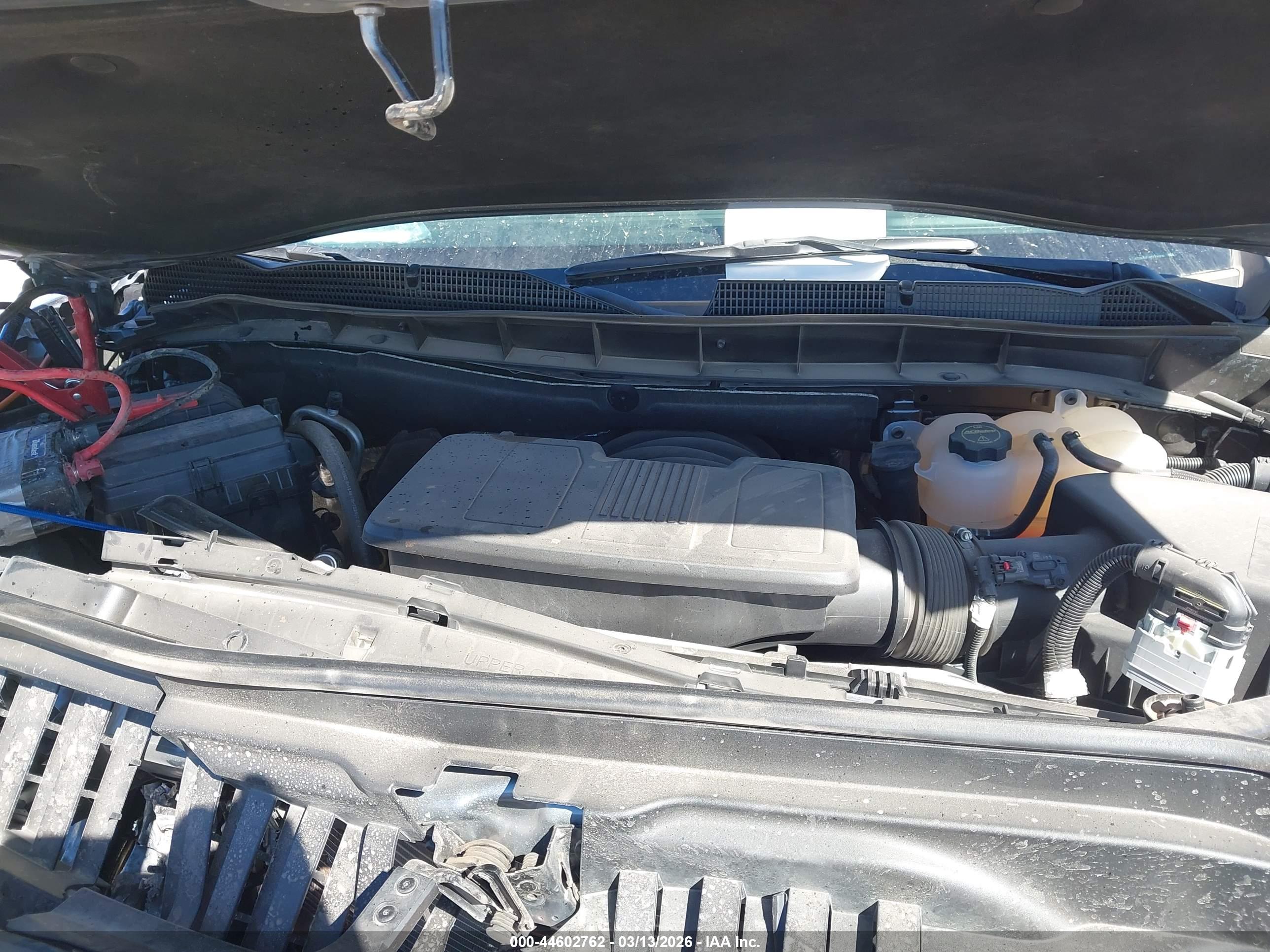 GMC SIERRA image 10