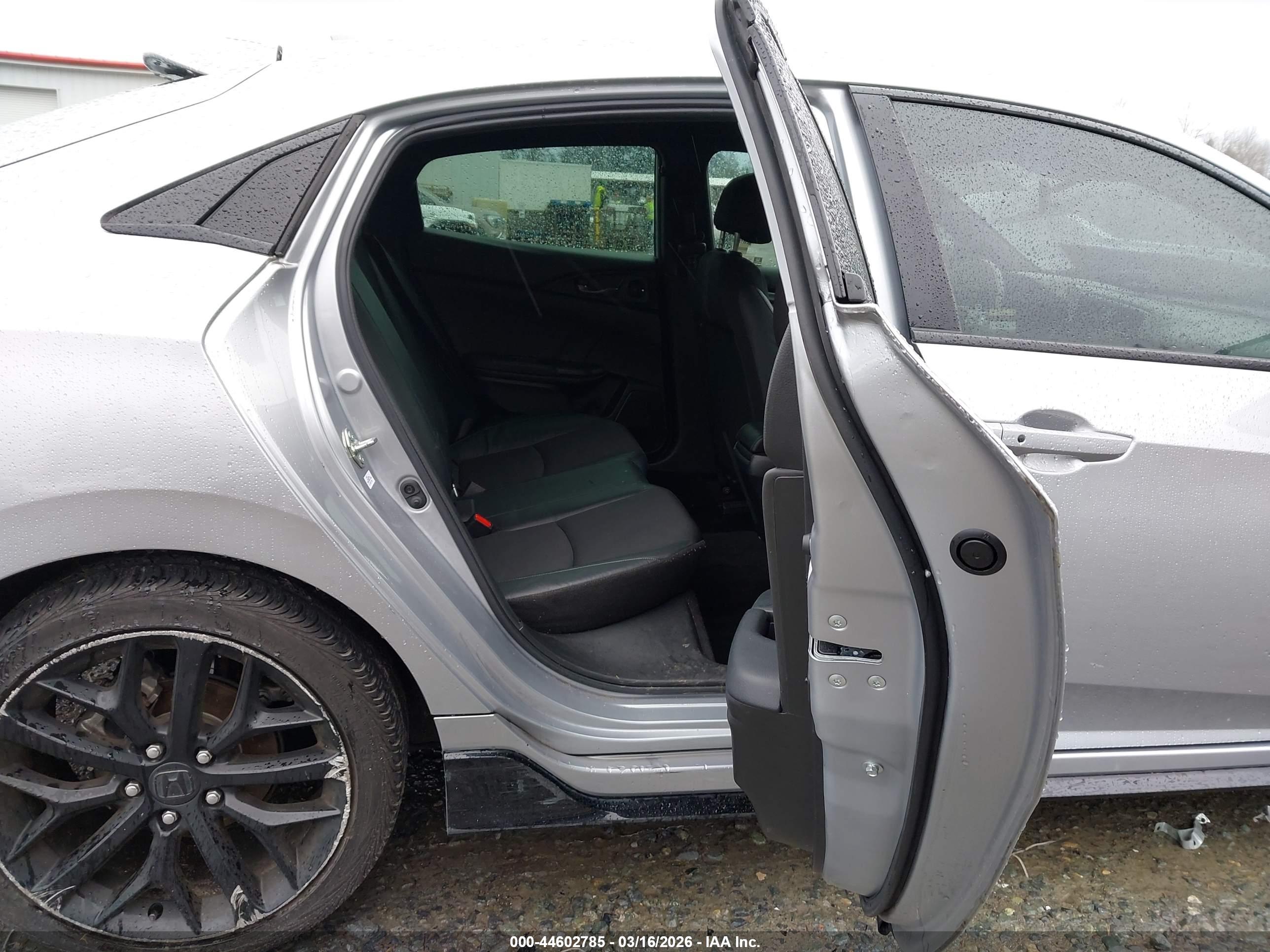 HONDA CIVIC image 8