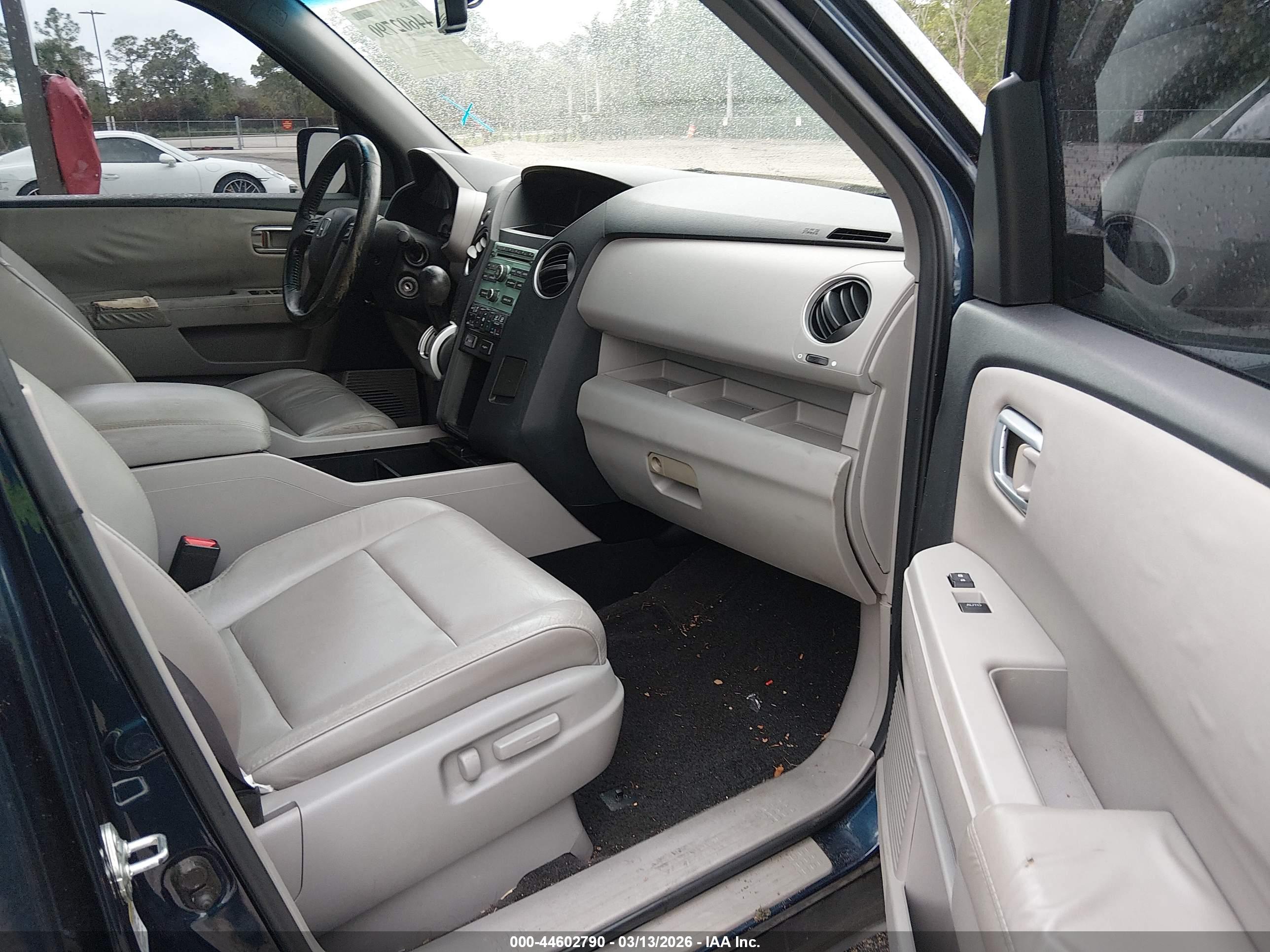 HONDA PILOT image 5